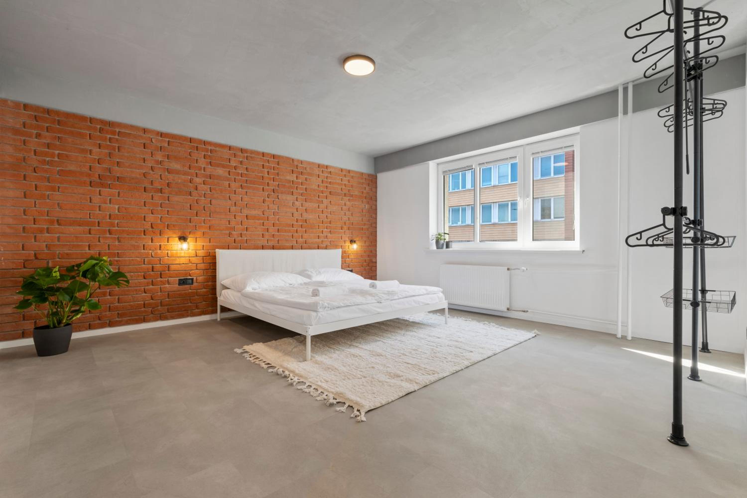 Sofia Apartment - With parking view 5