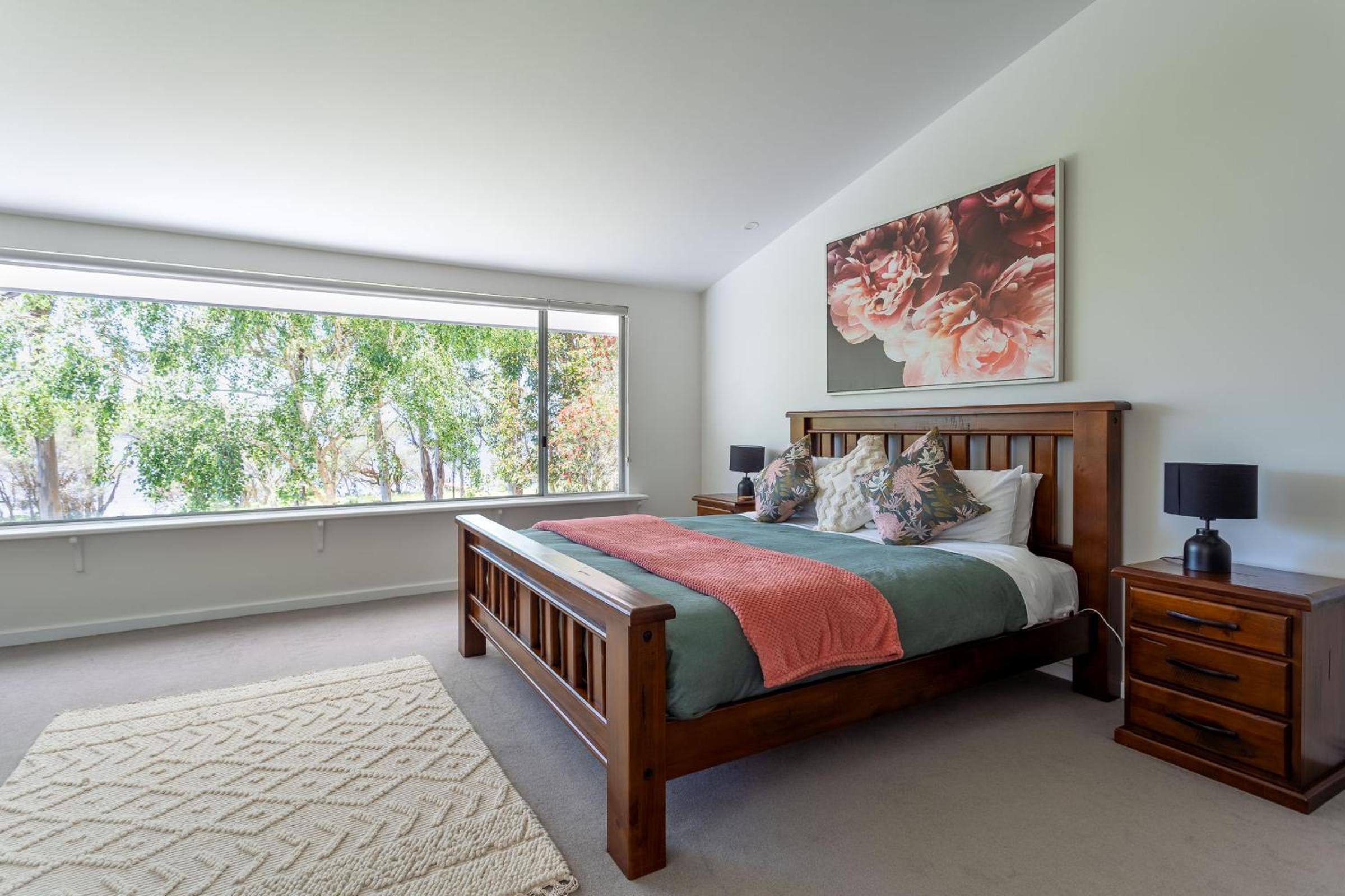 Emerald Cove I Private Properties