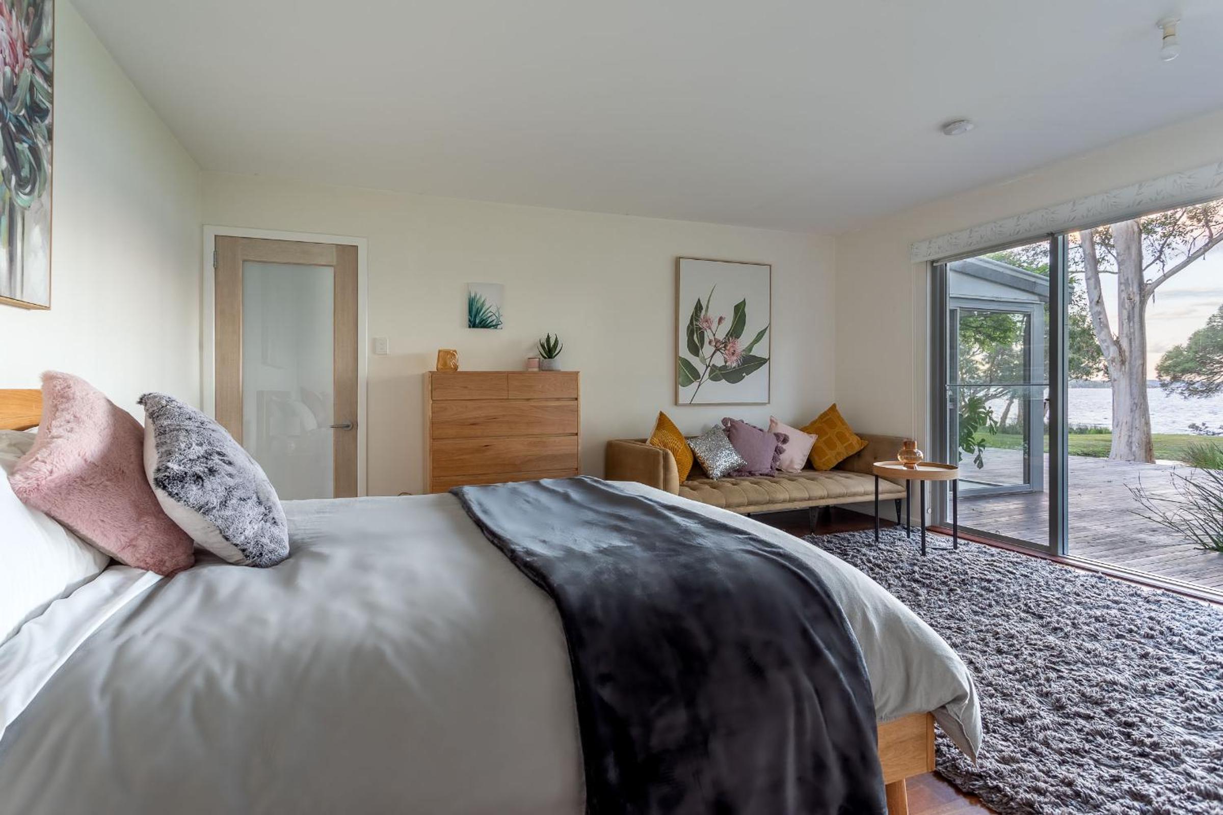Emerald Cove I Private Properties