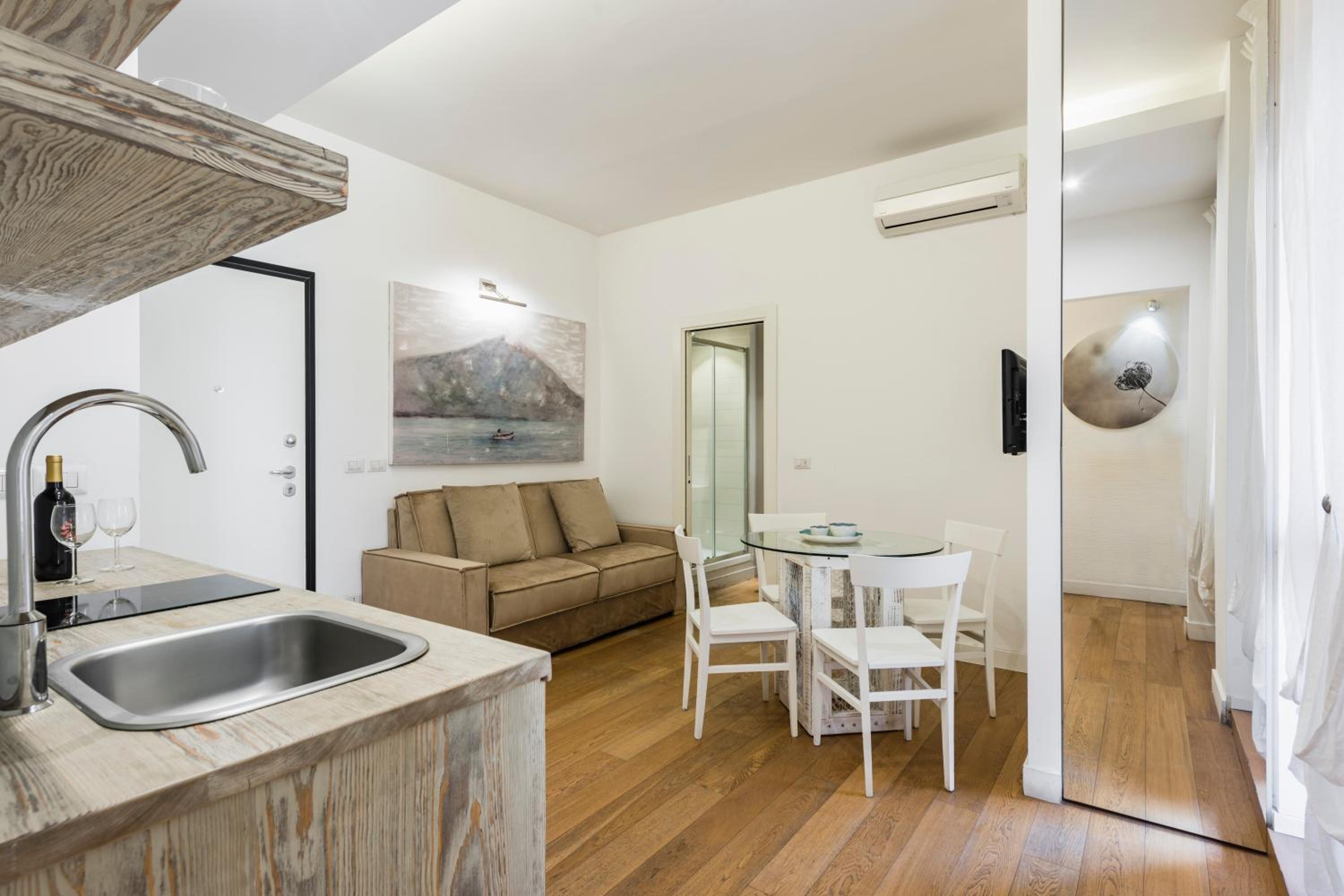 Ferrini Home - Suites