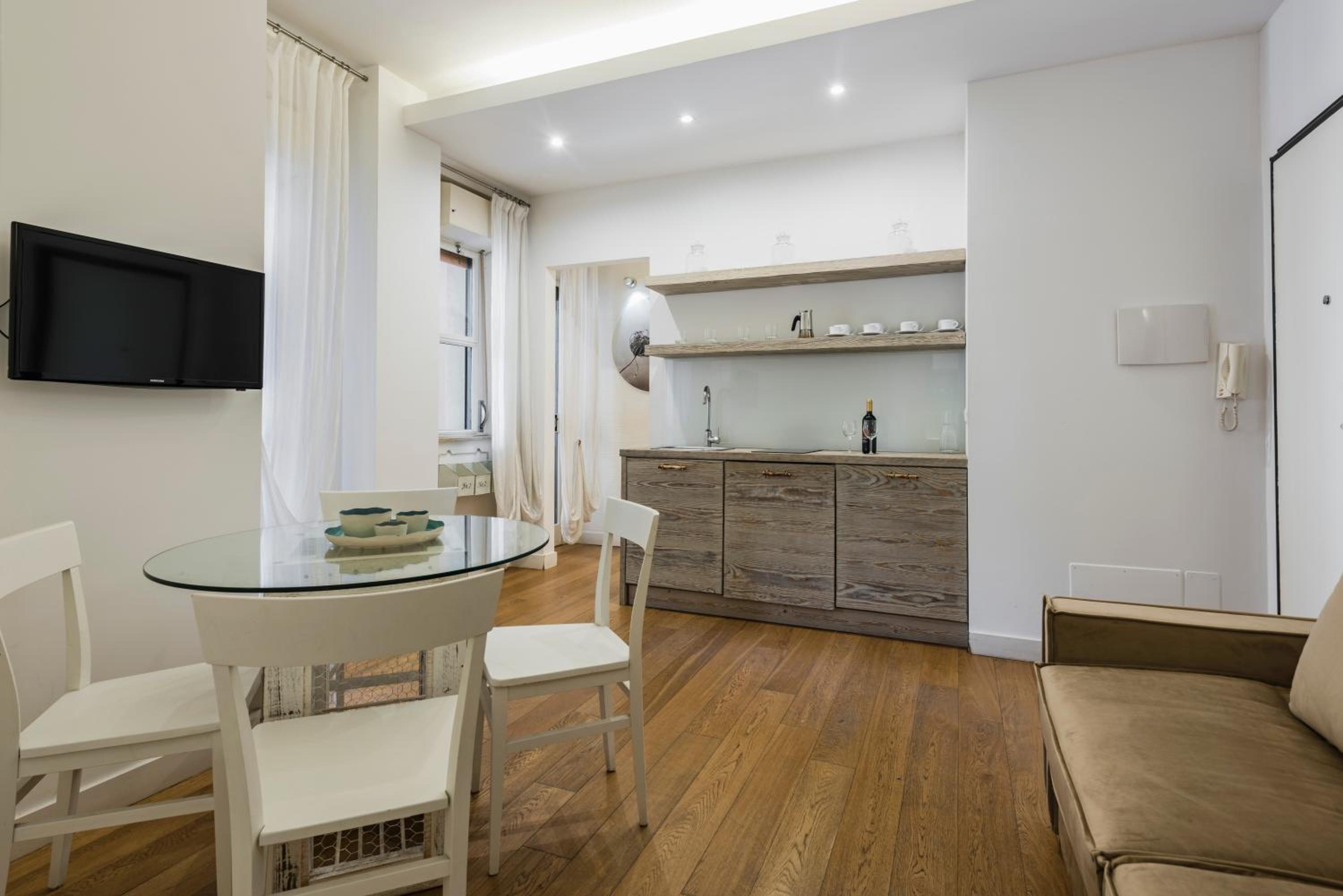 Ferrini Home - Suites