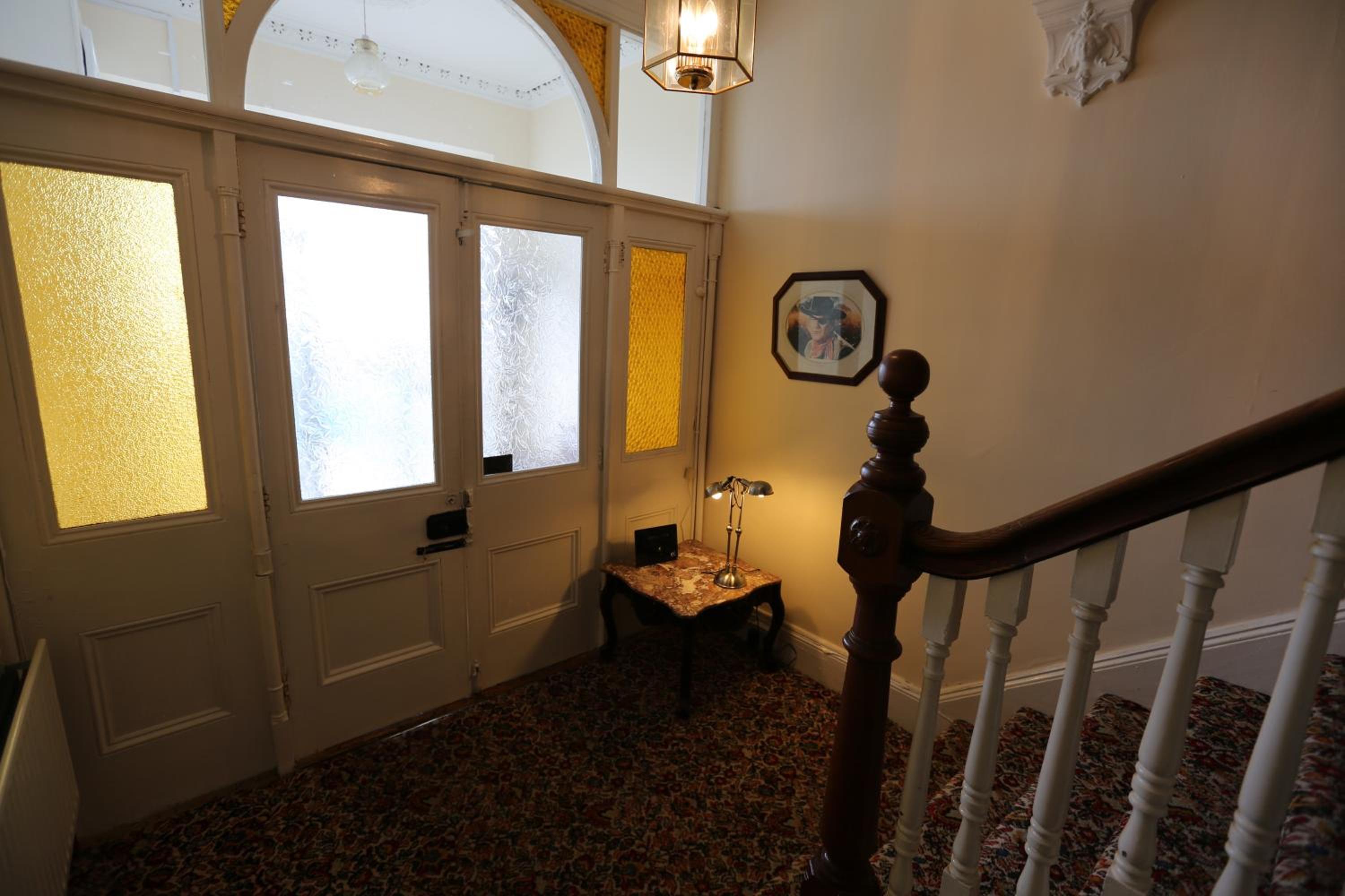 Rolling Wave Guesthouse
