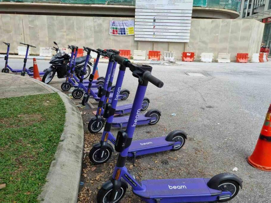 REVO near Pavilion2 Stadium Bukit Jalil 4-5pax