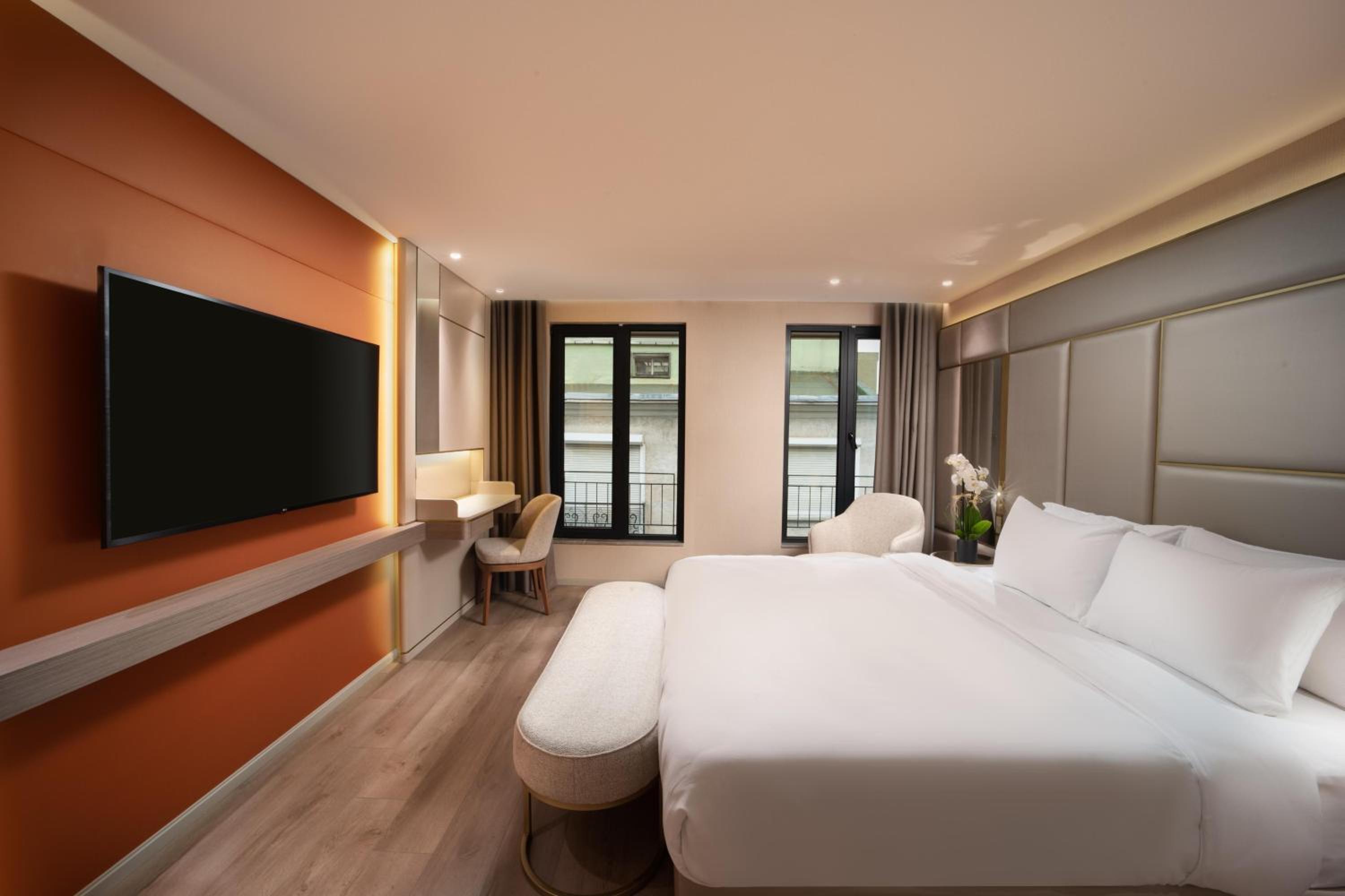 Bentley Hotel Bosphorus - Special Class - Image 23