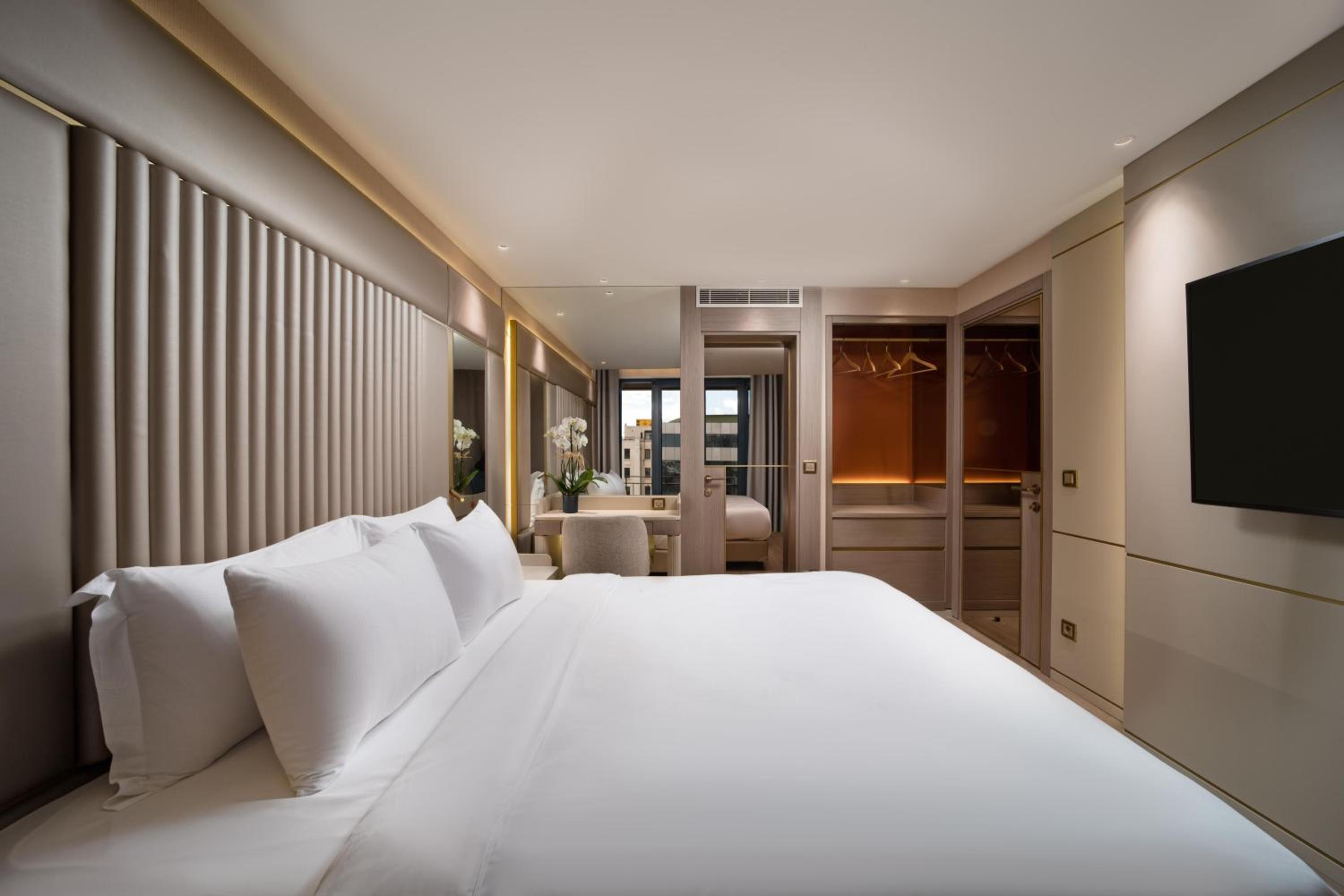 Bentley Hotel Bosphorus - Special Class - Image 46