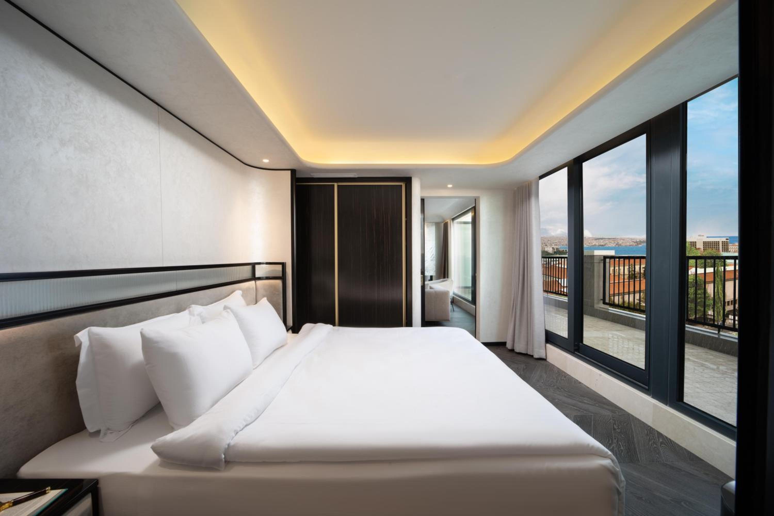 Bentley Hotel Bosphorus - Special Class - Image 56