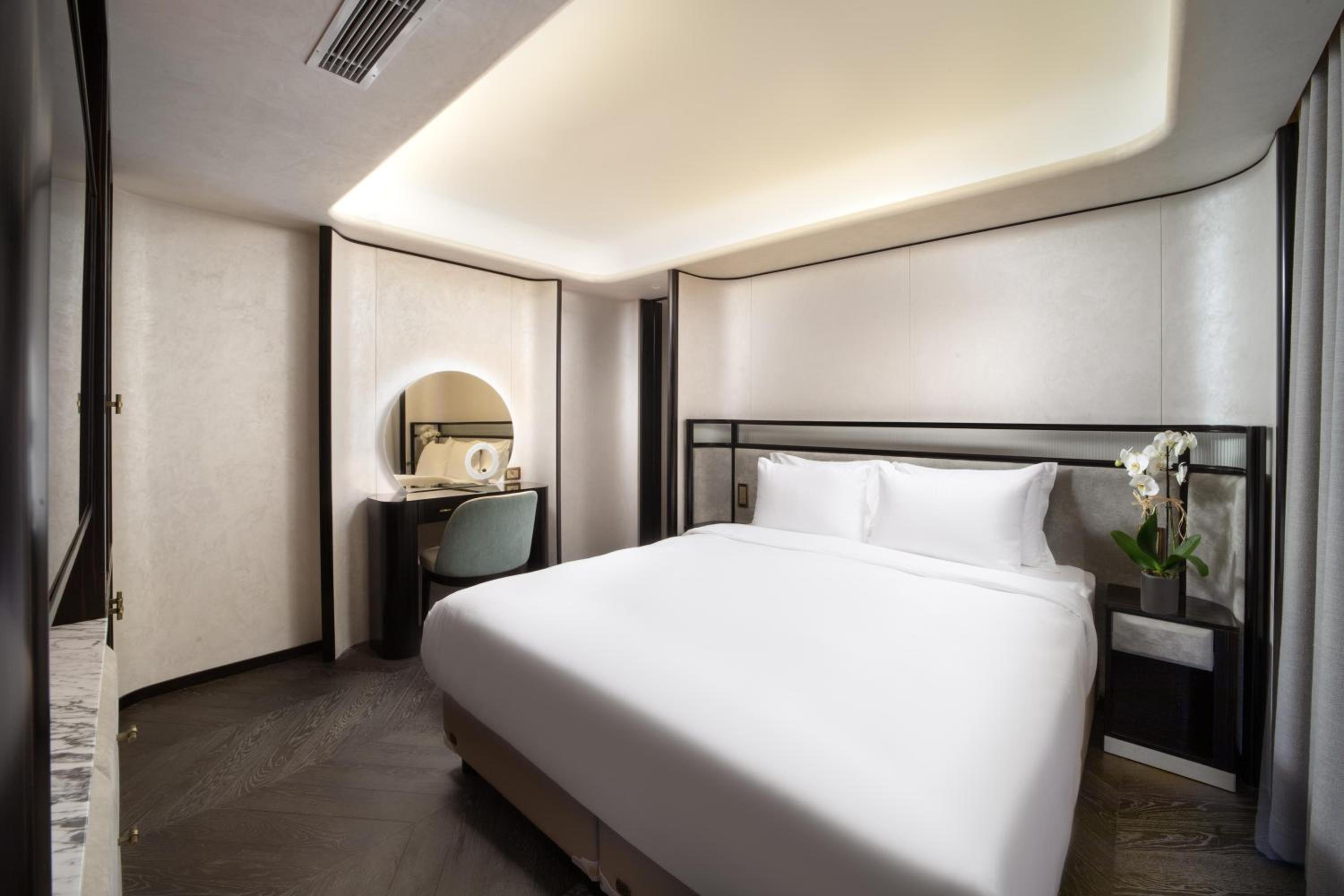 Bentley Hotel Bosphorus - Special Class - Image 59
