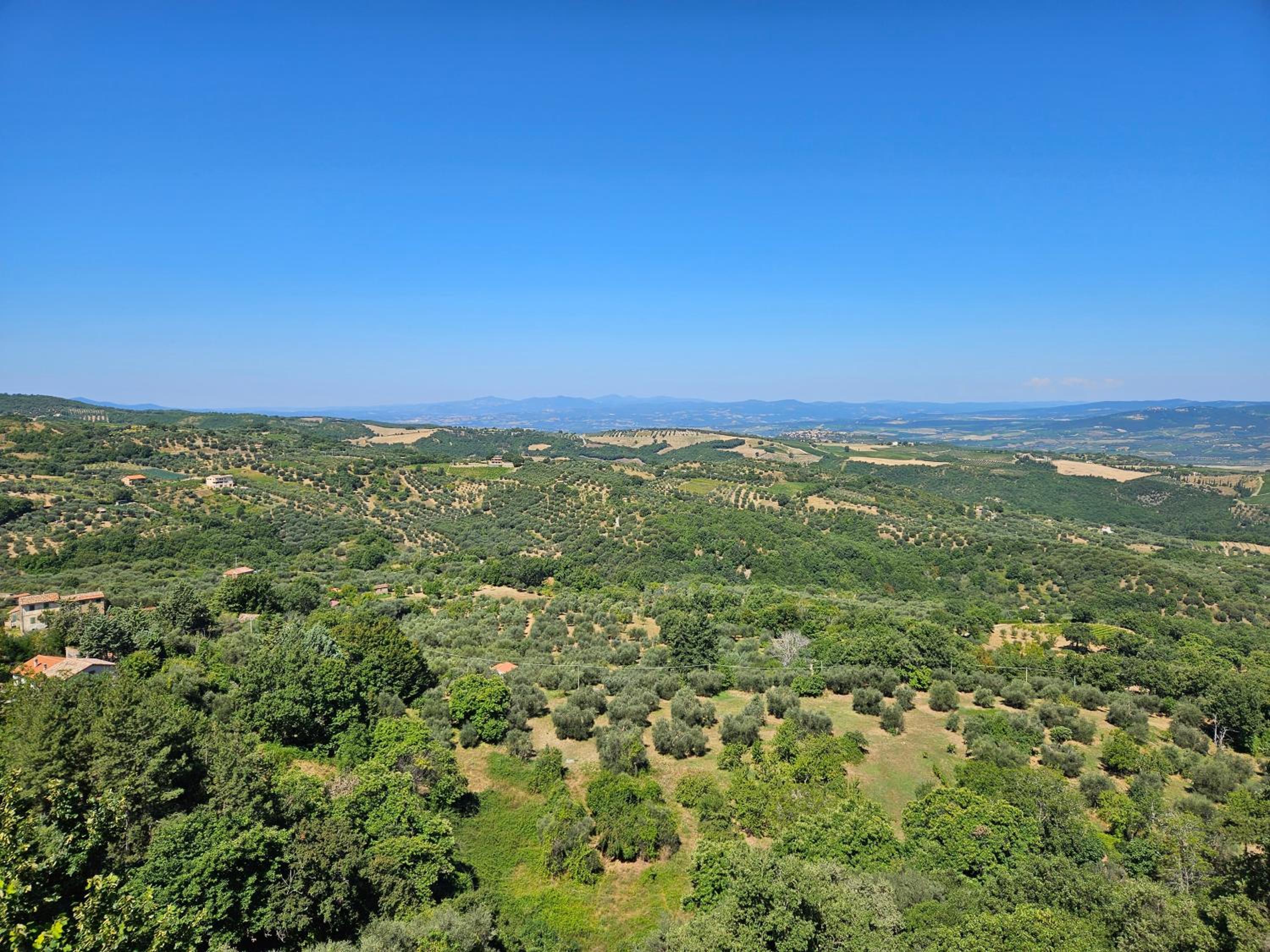 Appartamento con 2 camere in borgo medievale view 4