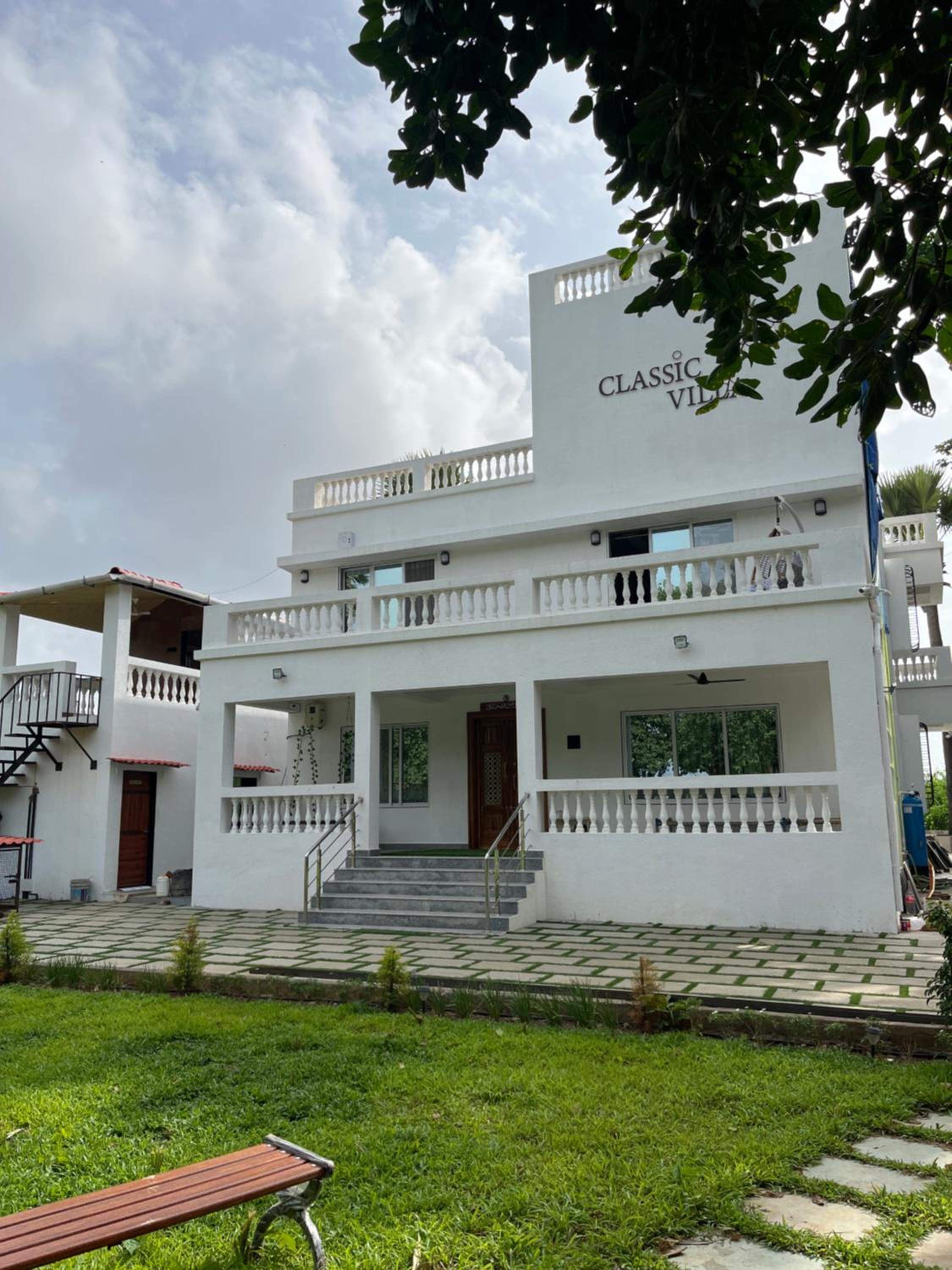 Classic Villa view 2