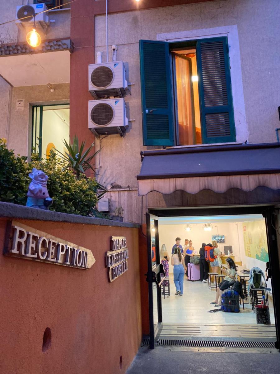 Naples Experience Hostel - Age Limit 18-28