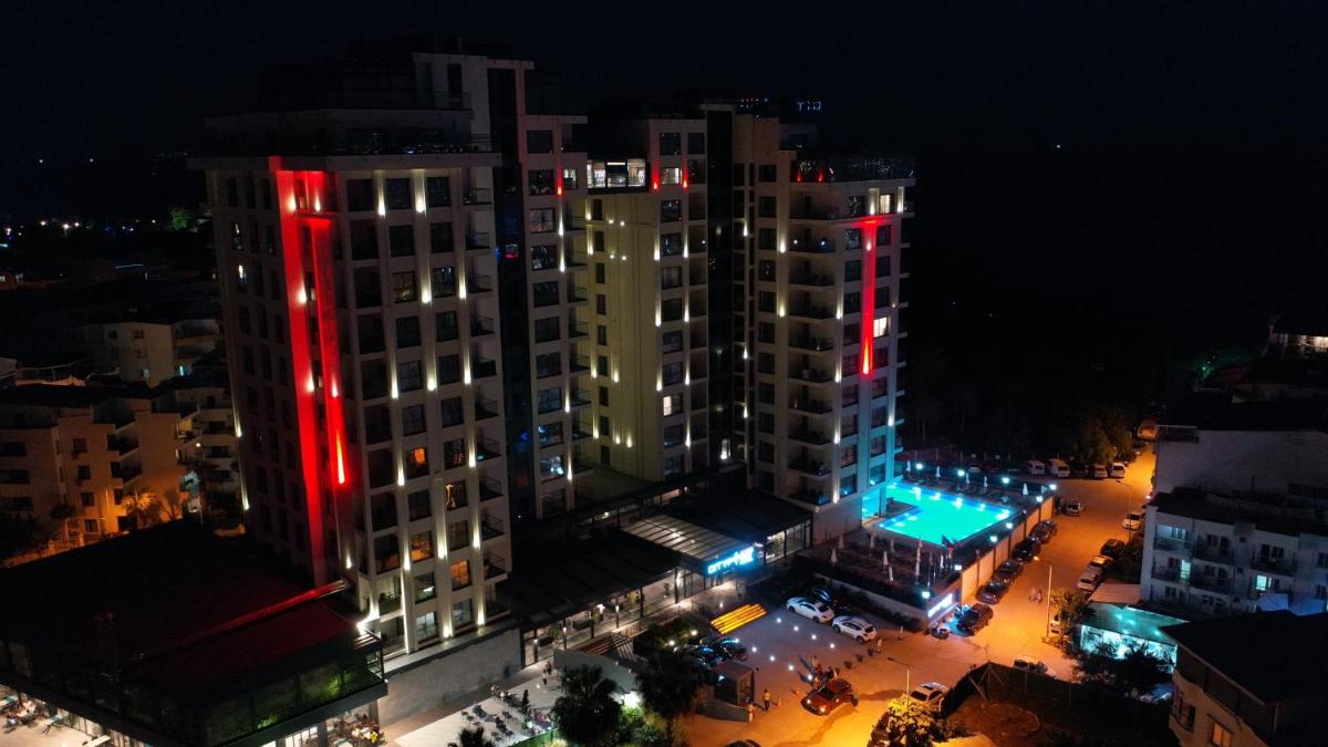 Hotel CİTY POİNT BEACH&SPA HOTEL - Image 1