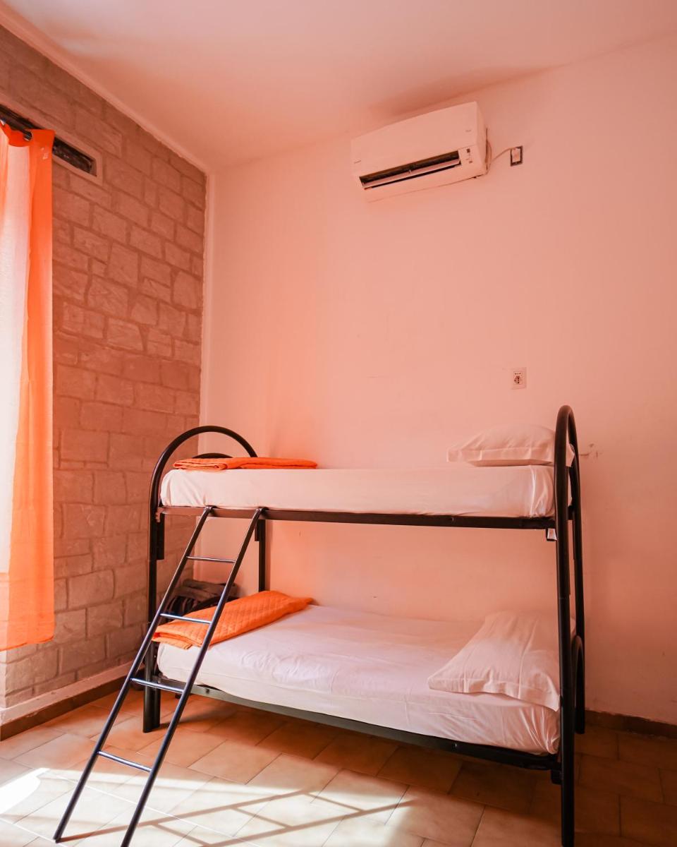 Naples Experience Hostel - Age Limit 18-28