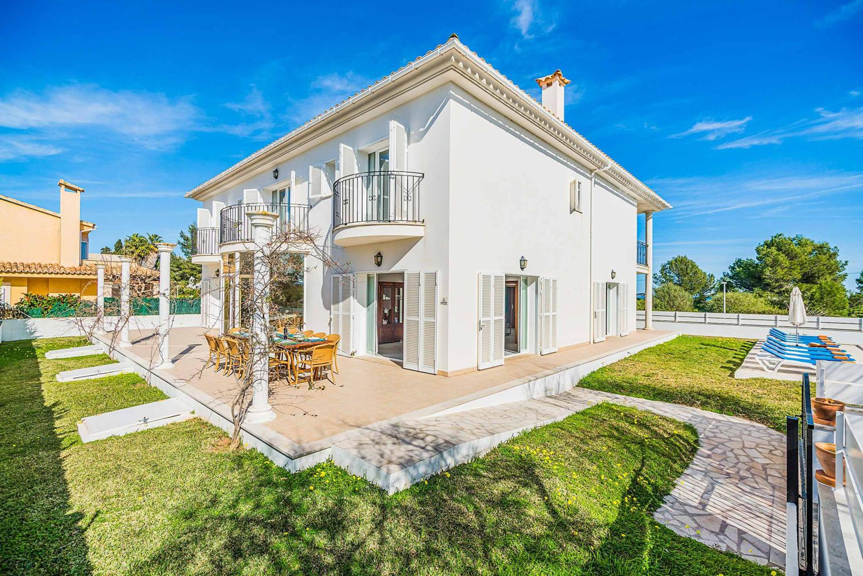 Villa Quiros II