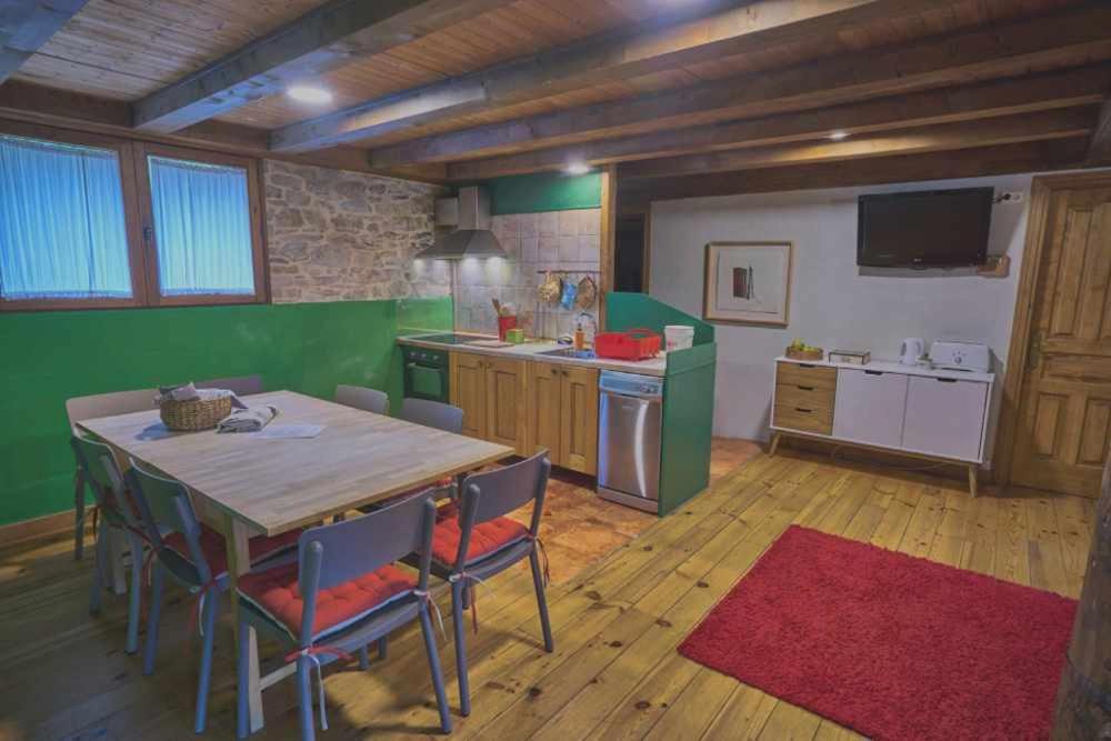 Casapirineos (Apartamentos)