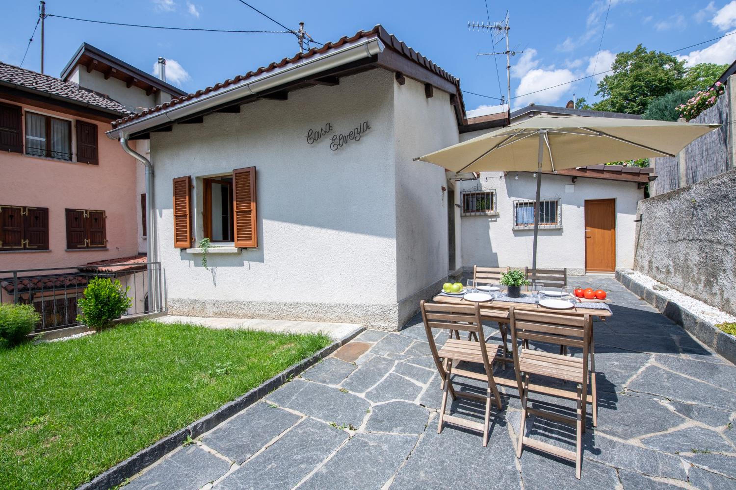 Casa Elvezia in Val Colla | Terrace + BBQ & Fireplace - Happy Rentals