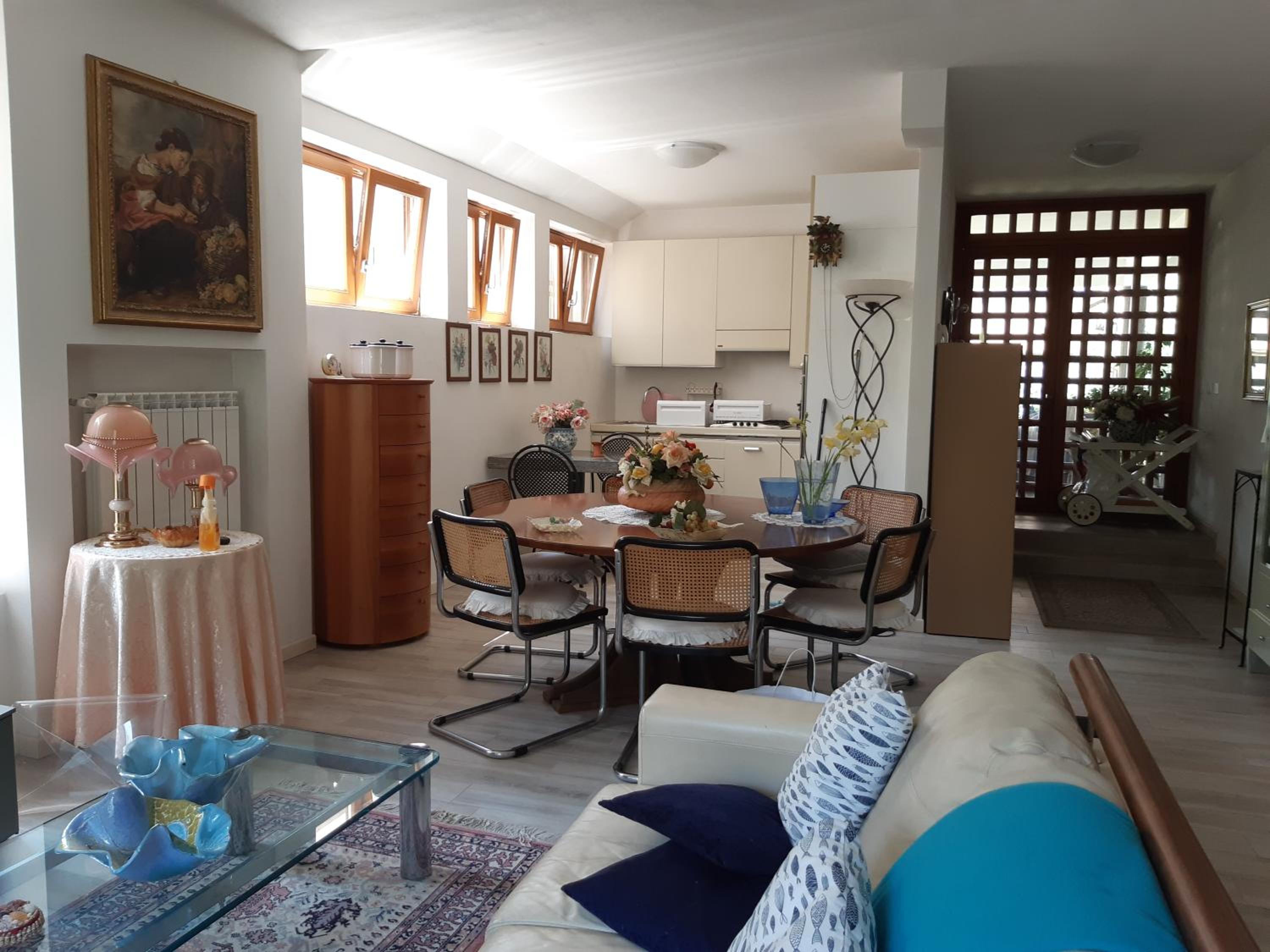 LUISE HOME