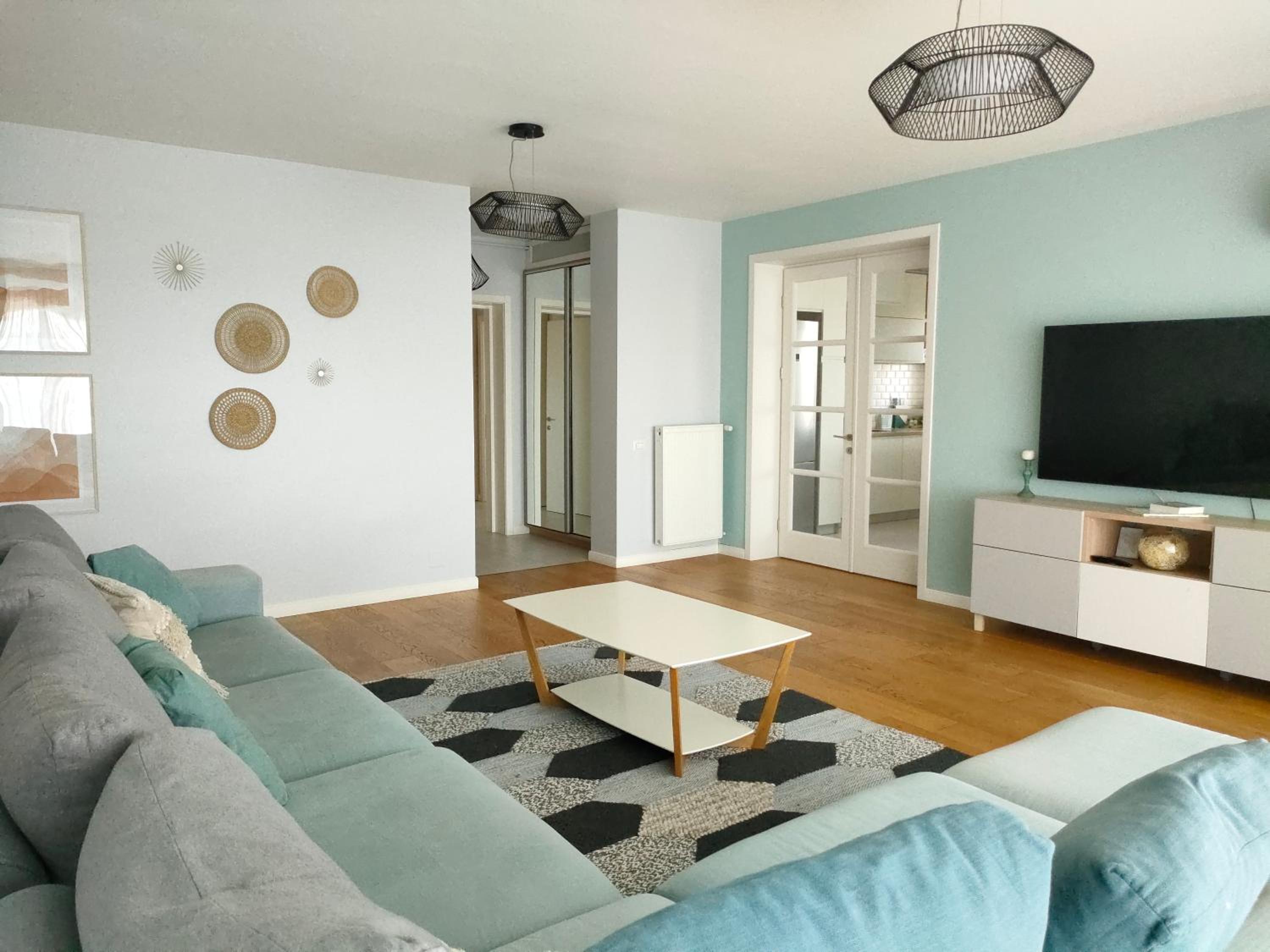 Luxury Top Floor 150sqm 3BR with View and Parking view 2