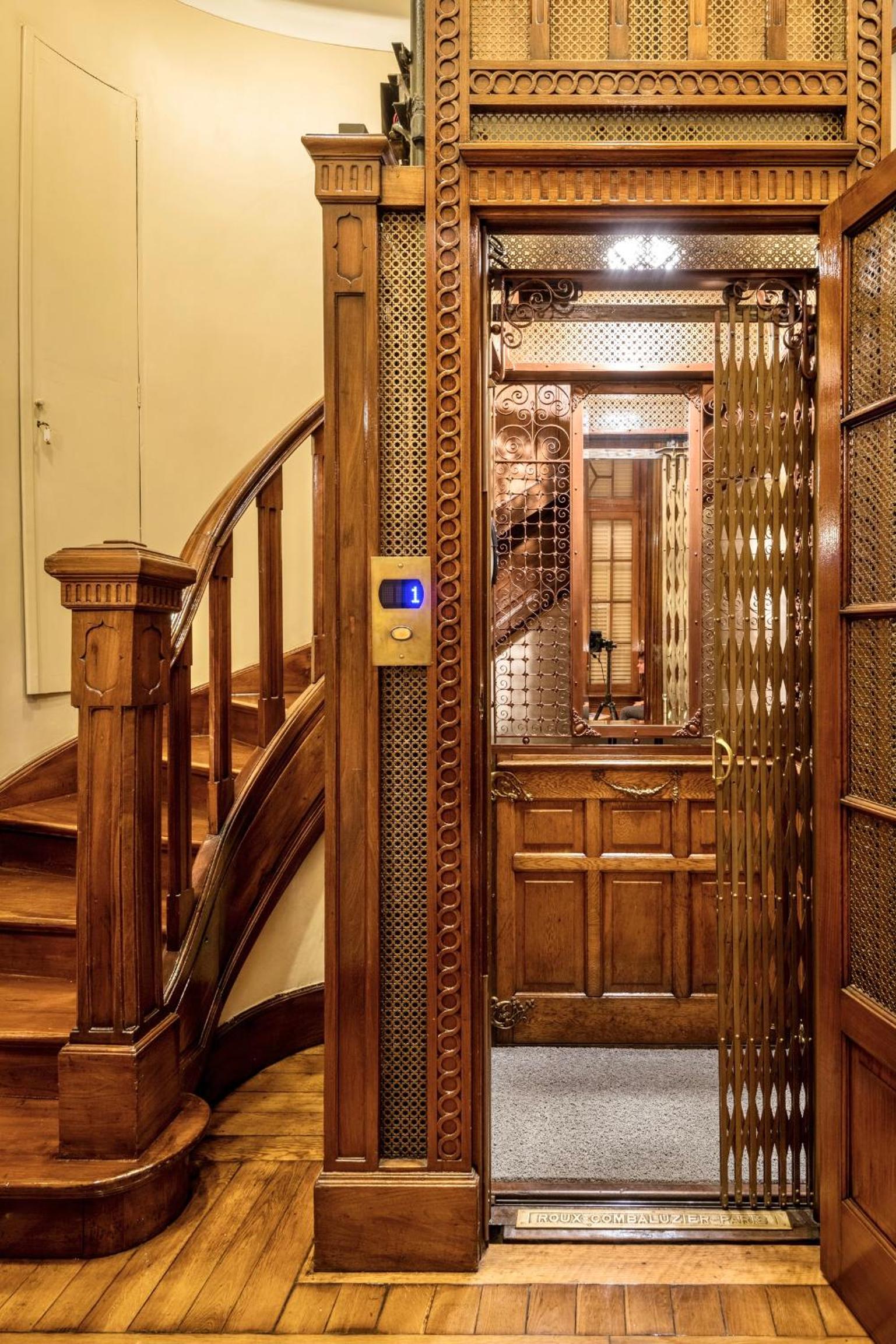 Zapiola Palace - Mansión de 450 mt2 en Belgrano R