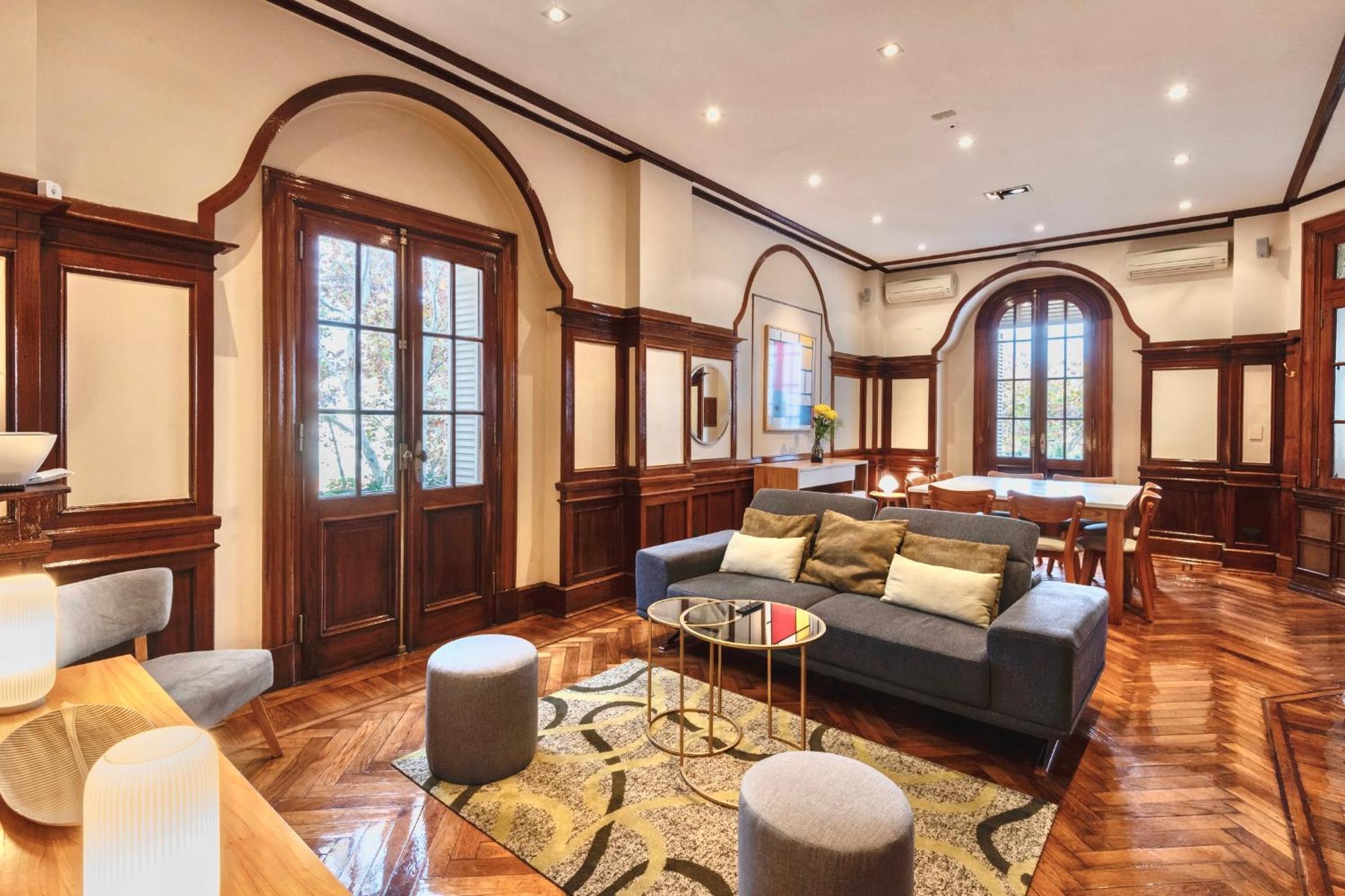 Zapiola Palace - Mansión de 450 mt2 en Belgrano R