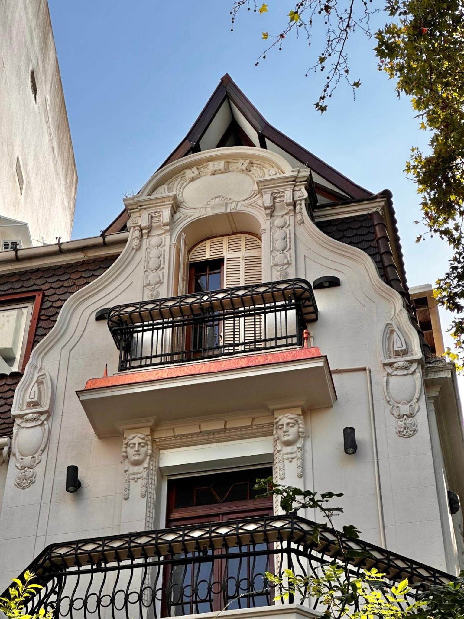 Zapiola Palace - Mansión de 450 mt2 en Belgrano R