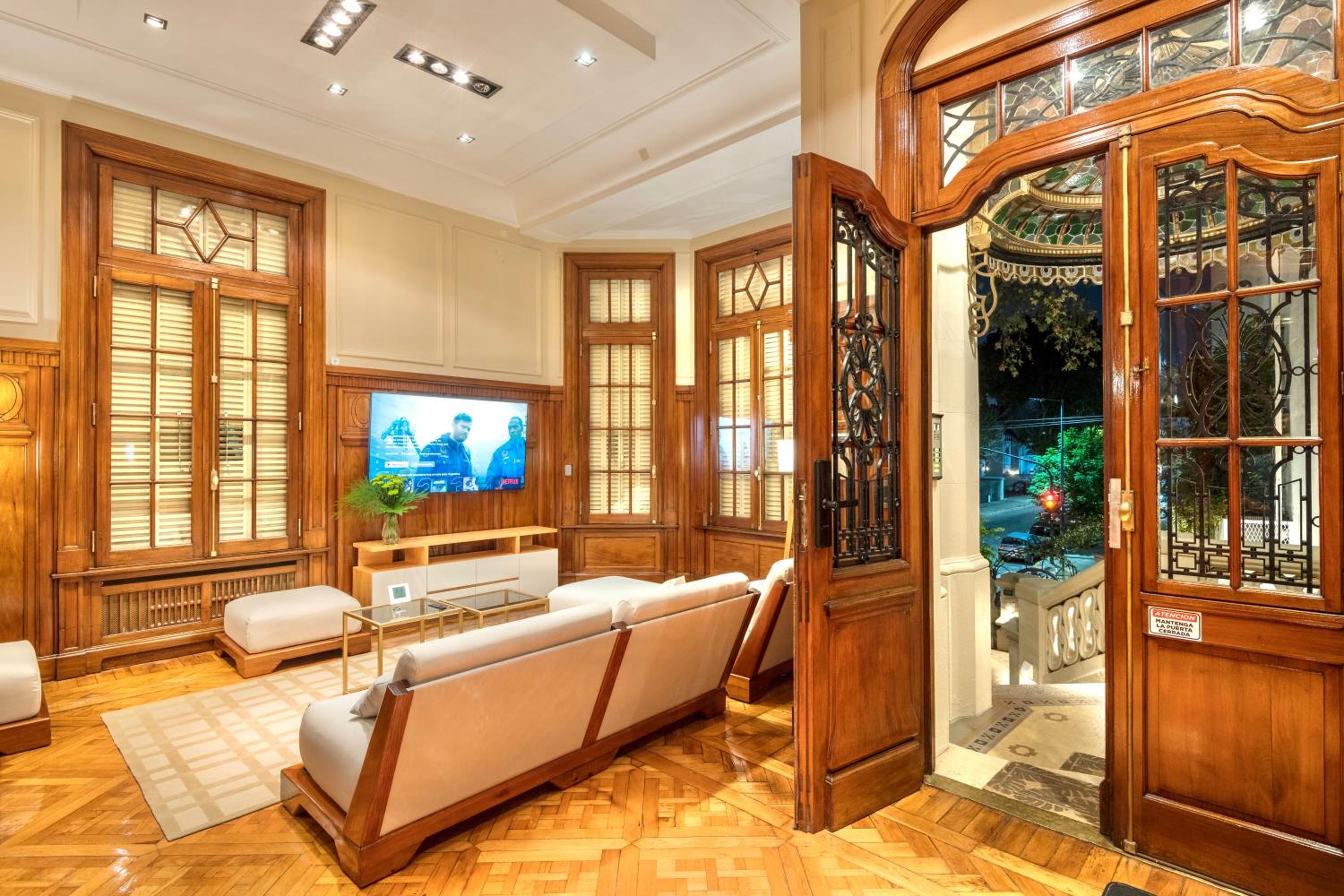 Zapiola Palace - Mansión de 450 mt2 en Belgrano R