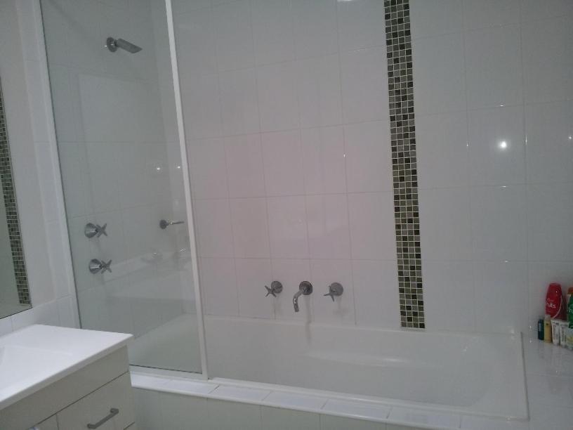 Entire 2BR sunny house @Franklin, Canberra