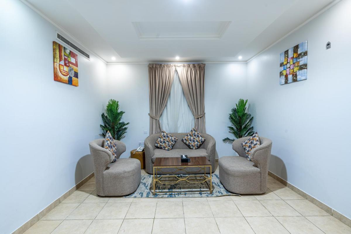 Al Moteb Suites Al Mursalat