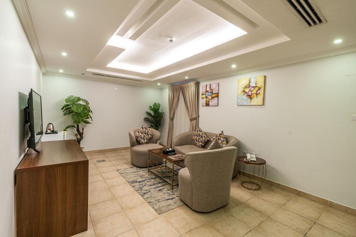 Al Moteb Suites Al Mursalat
