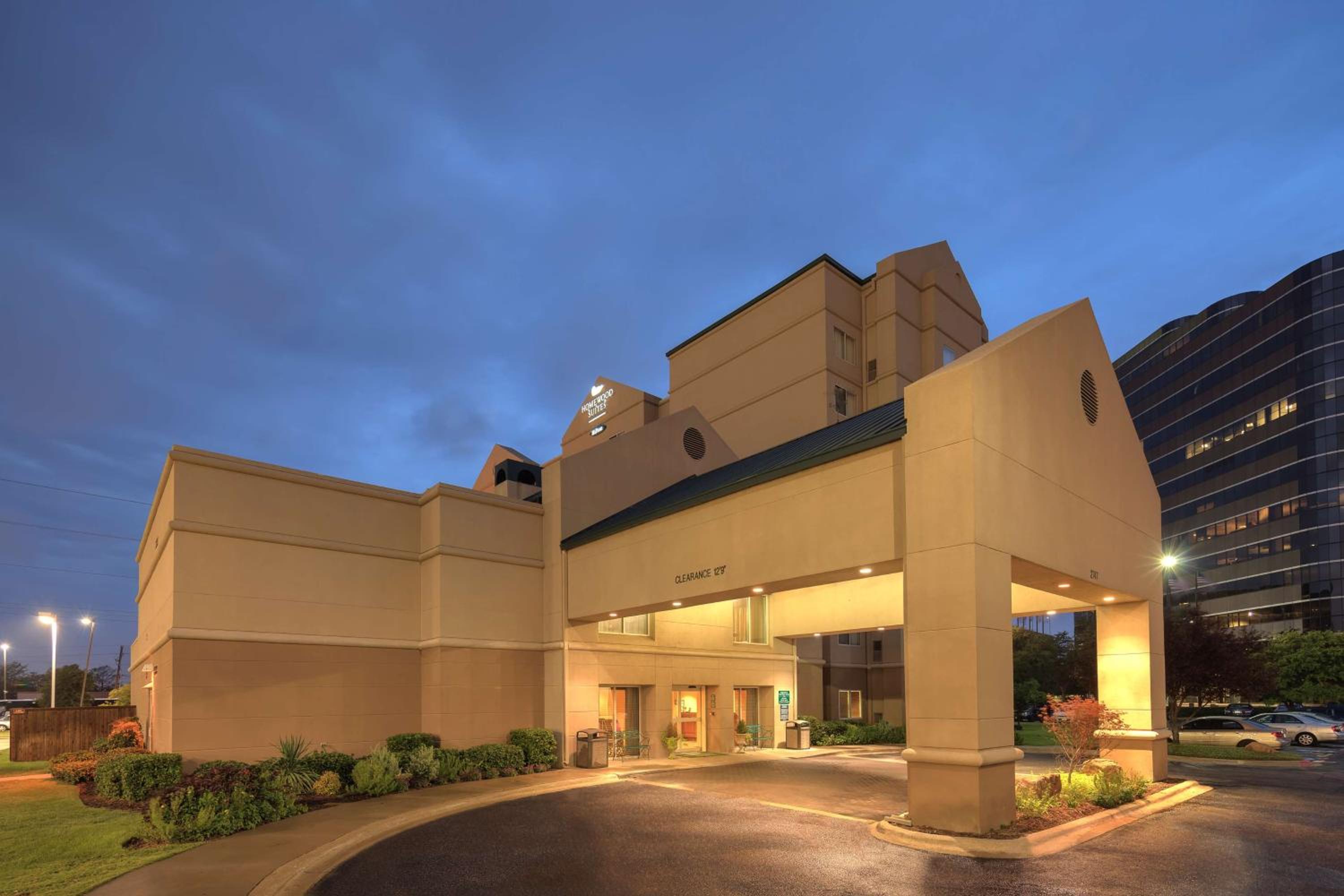 Hotel Homewood Suites by Hilton Dallas-Market Center