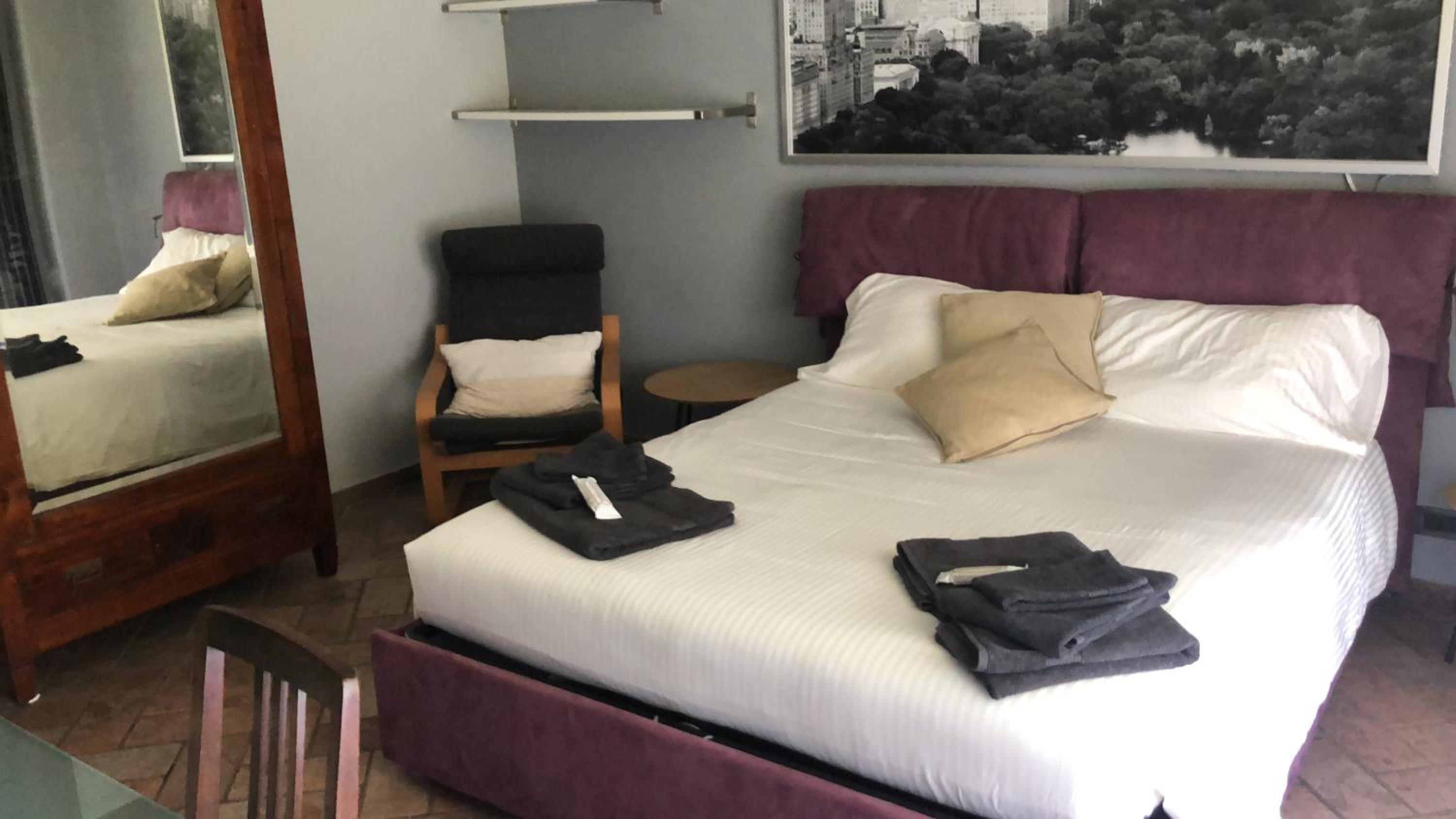 hotel room