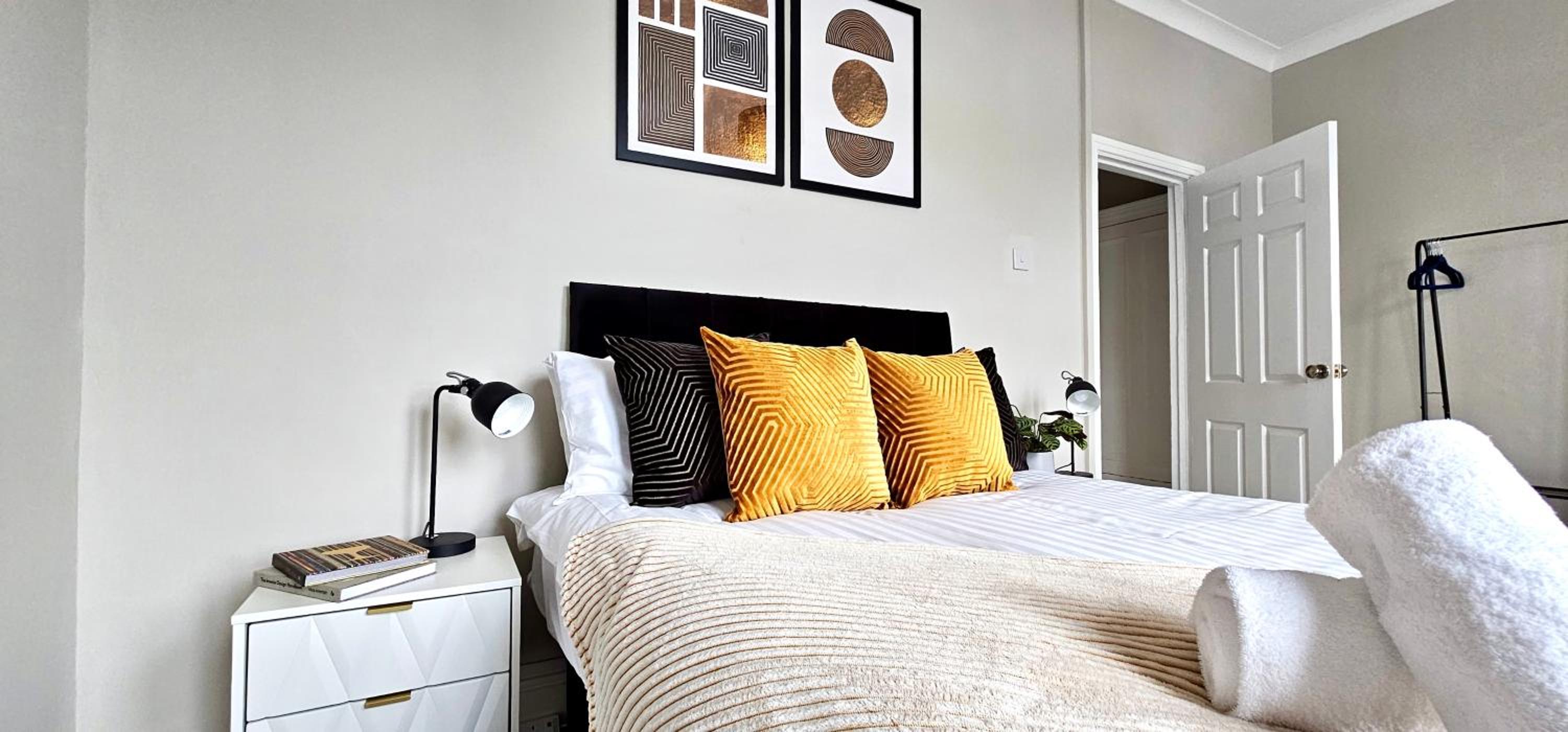 Habershon by Switchback Stays