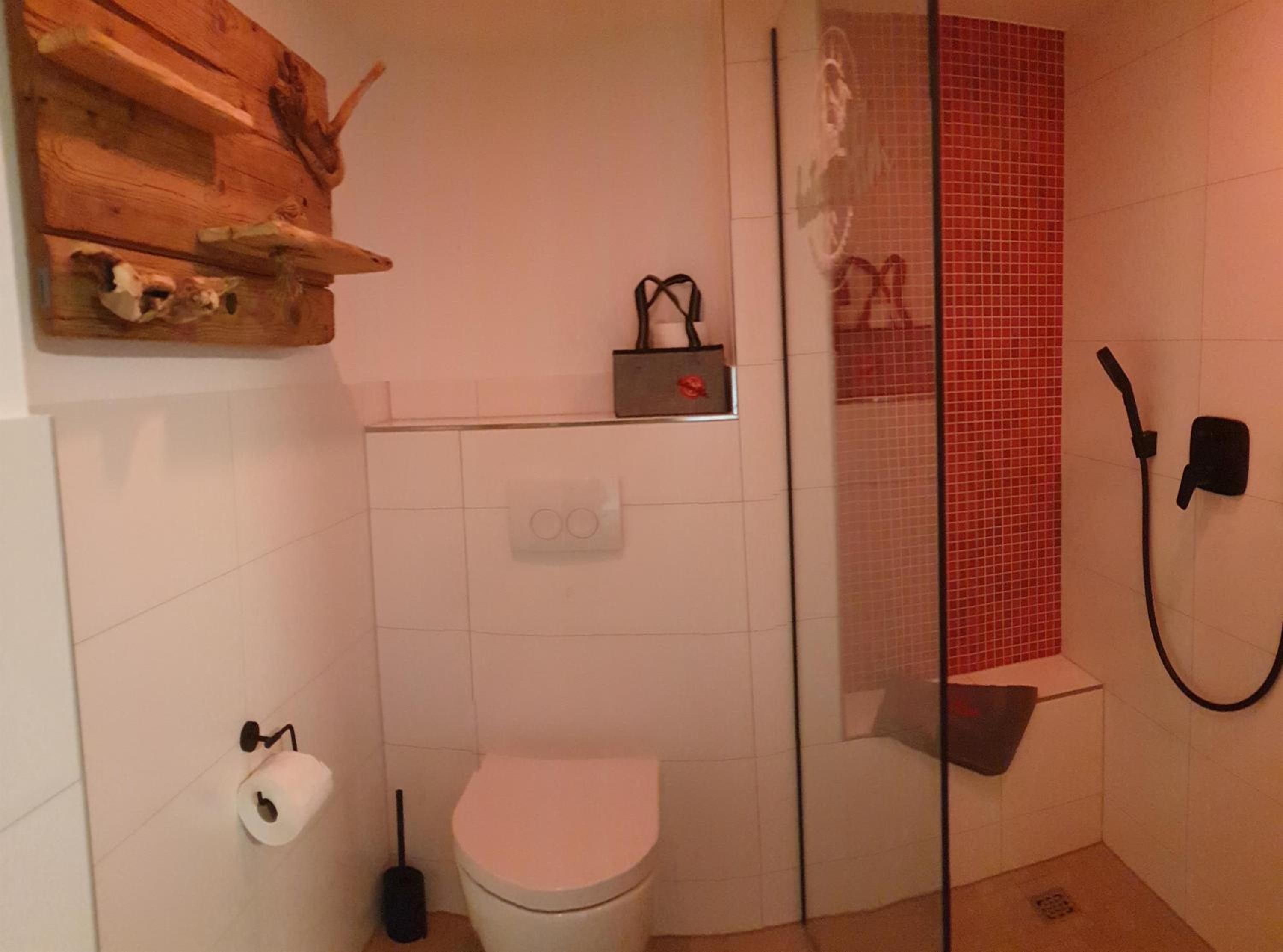 Photo 57
