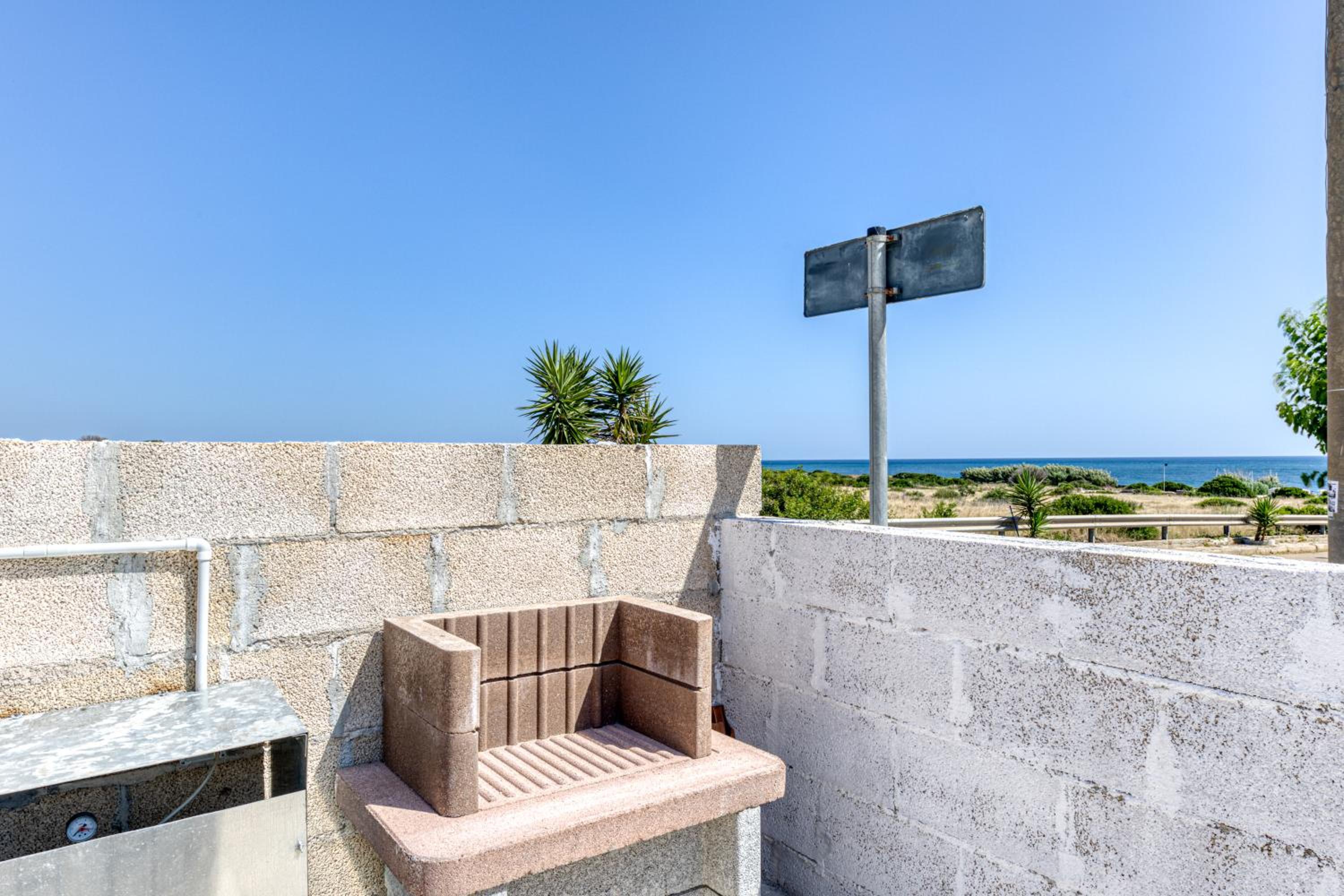Villa Nesci 100m From Sea - Happy Rentals photo 3