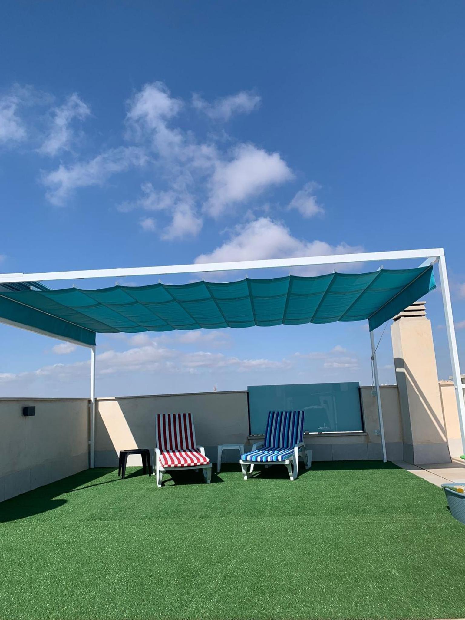 penthouse center Torrevieja, private terrace, near the beach