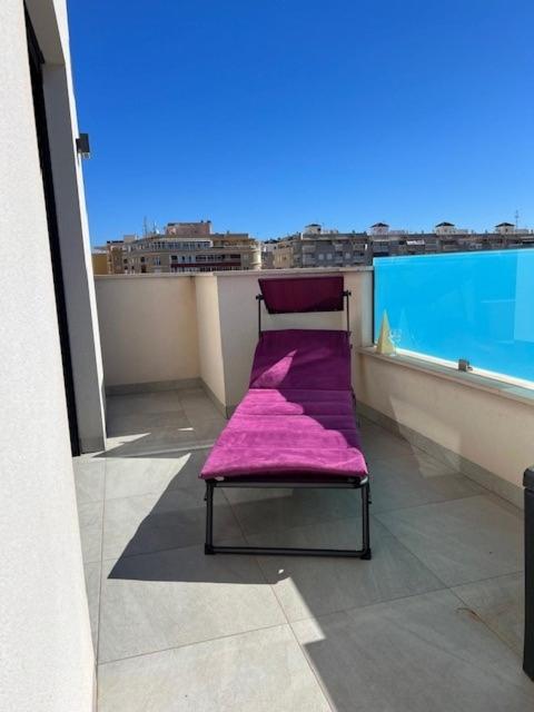 penthouse center Torrevieja, private terrace, near the beach