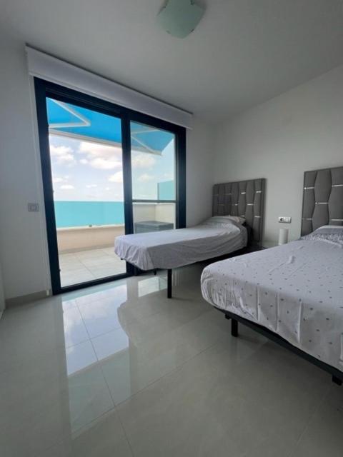 penthouse center Torrevieja, private terrace, near the beach
