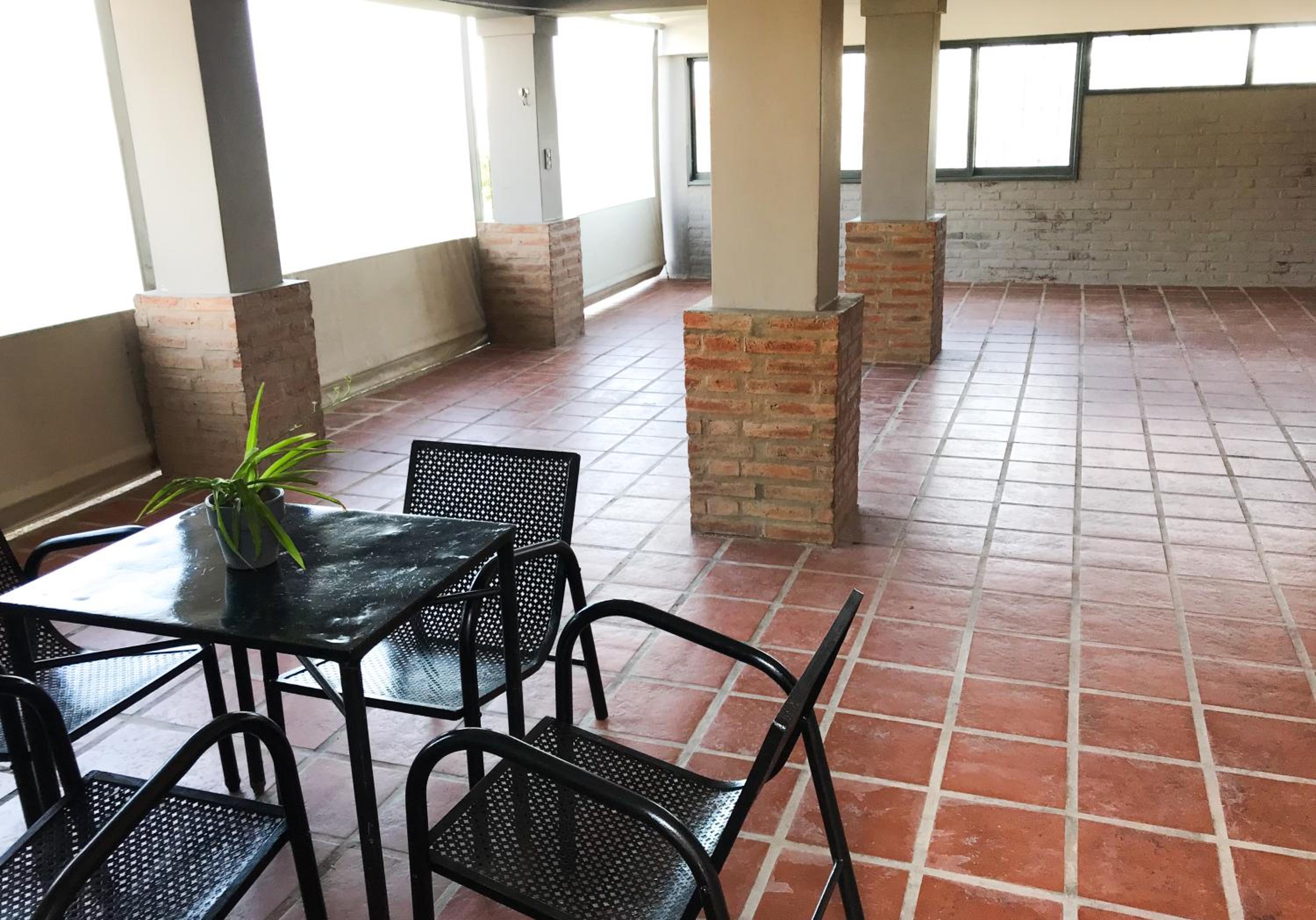Hermosa casa con vista al lago