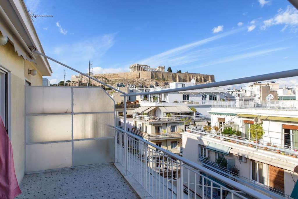 Acropolis Area Flat with Parthenon Views
