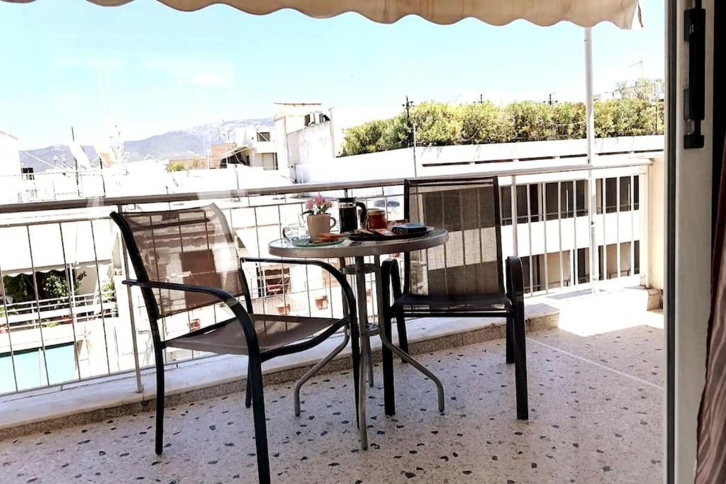 Acropolis Area Flat with Parthenon Views
