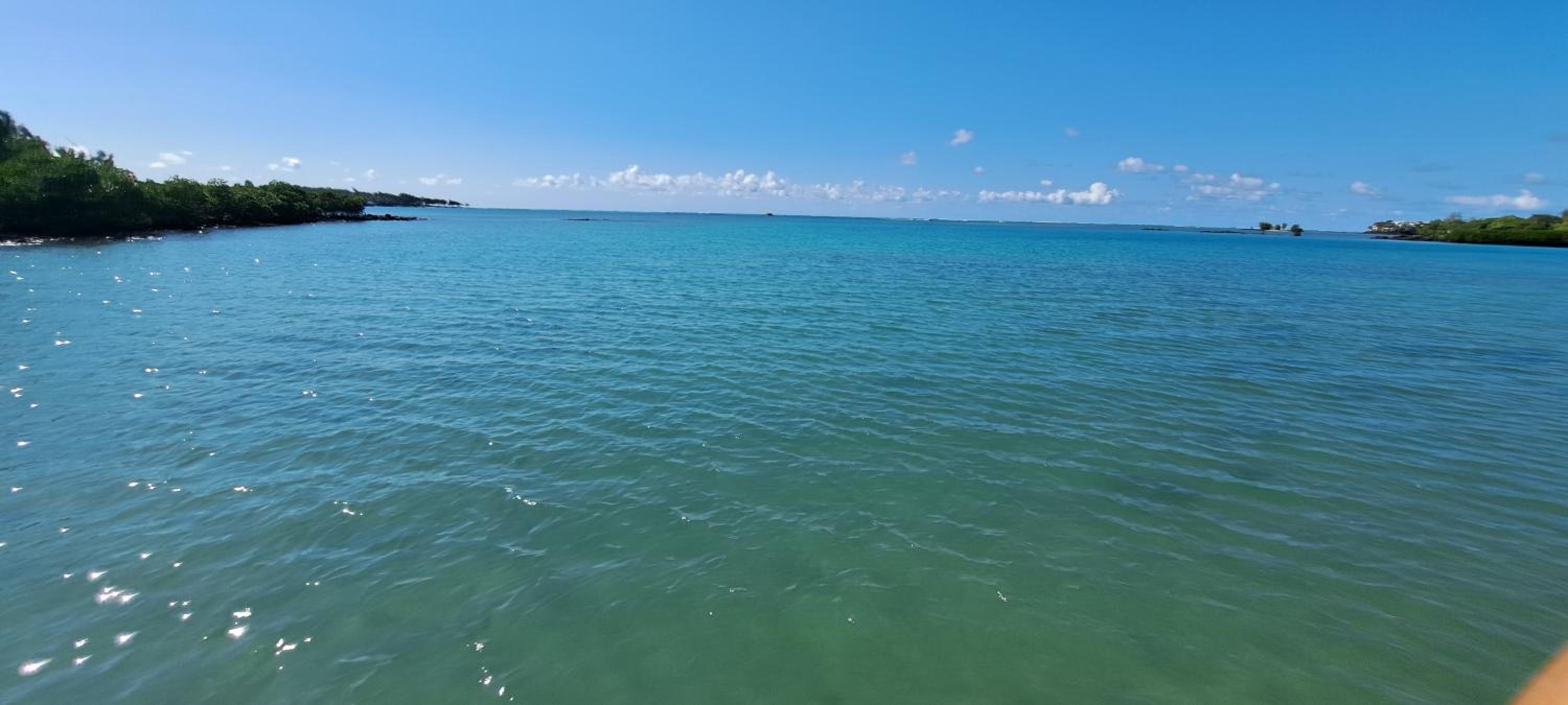 Clair de Lune - Private 2 Bedrooms Beachfront Villa photo 5
