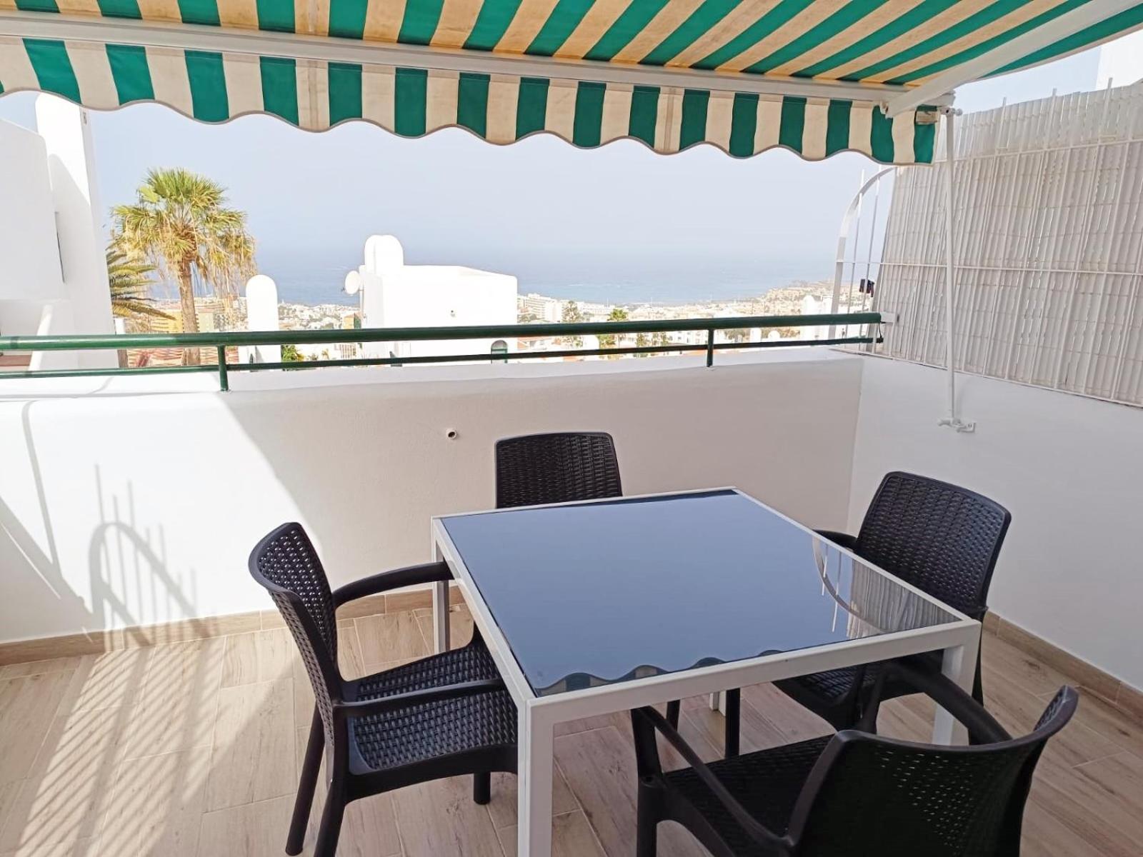 Apartamento Birgitt en Aloha Garden con vista mar y piscina