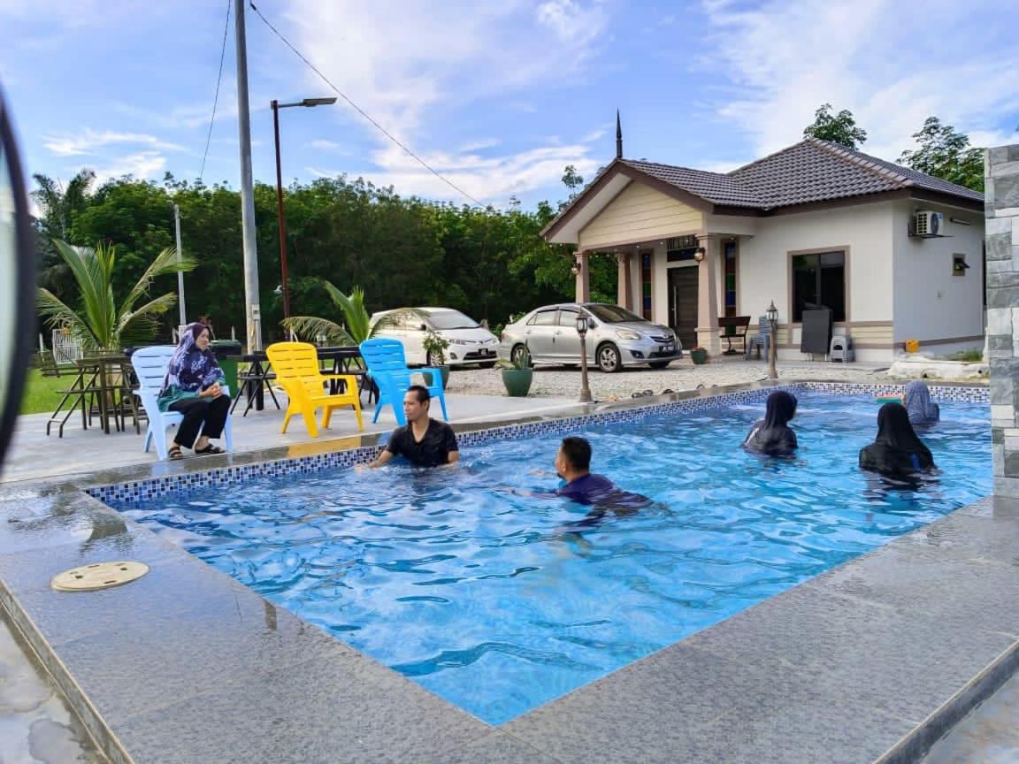 Rumah Armand 3 Bedroom with Swimming Pool Pengkalan Balak Tg Bidara Masjid Tanah Melaka photo 5