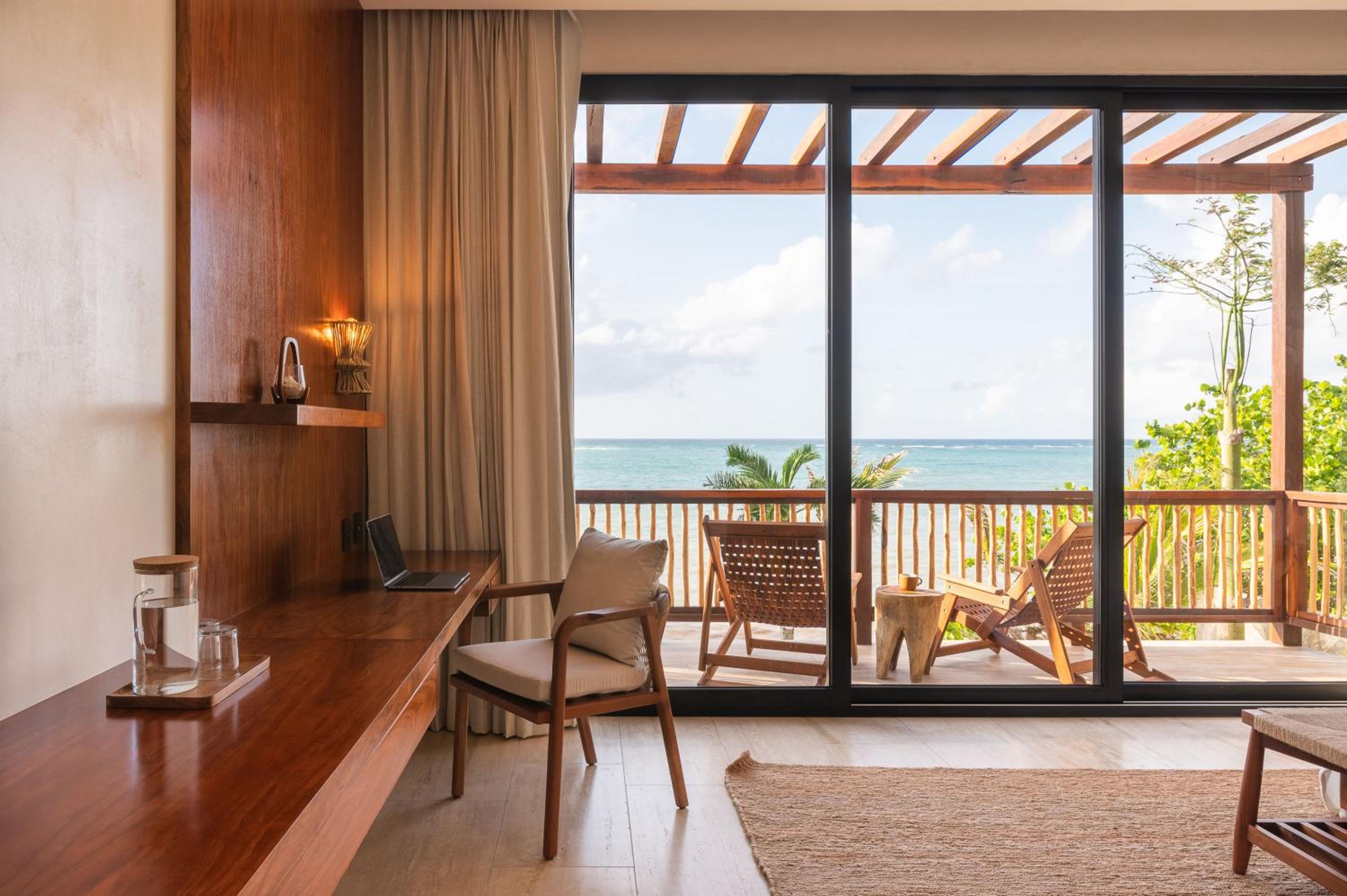 Villa TuluMar Beachfront Luxury Villa- full service