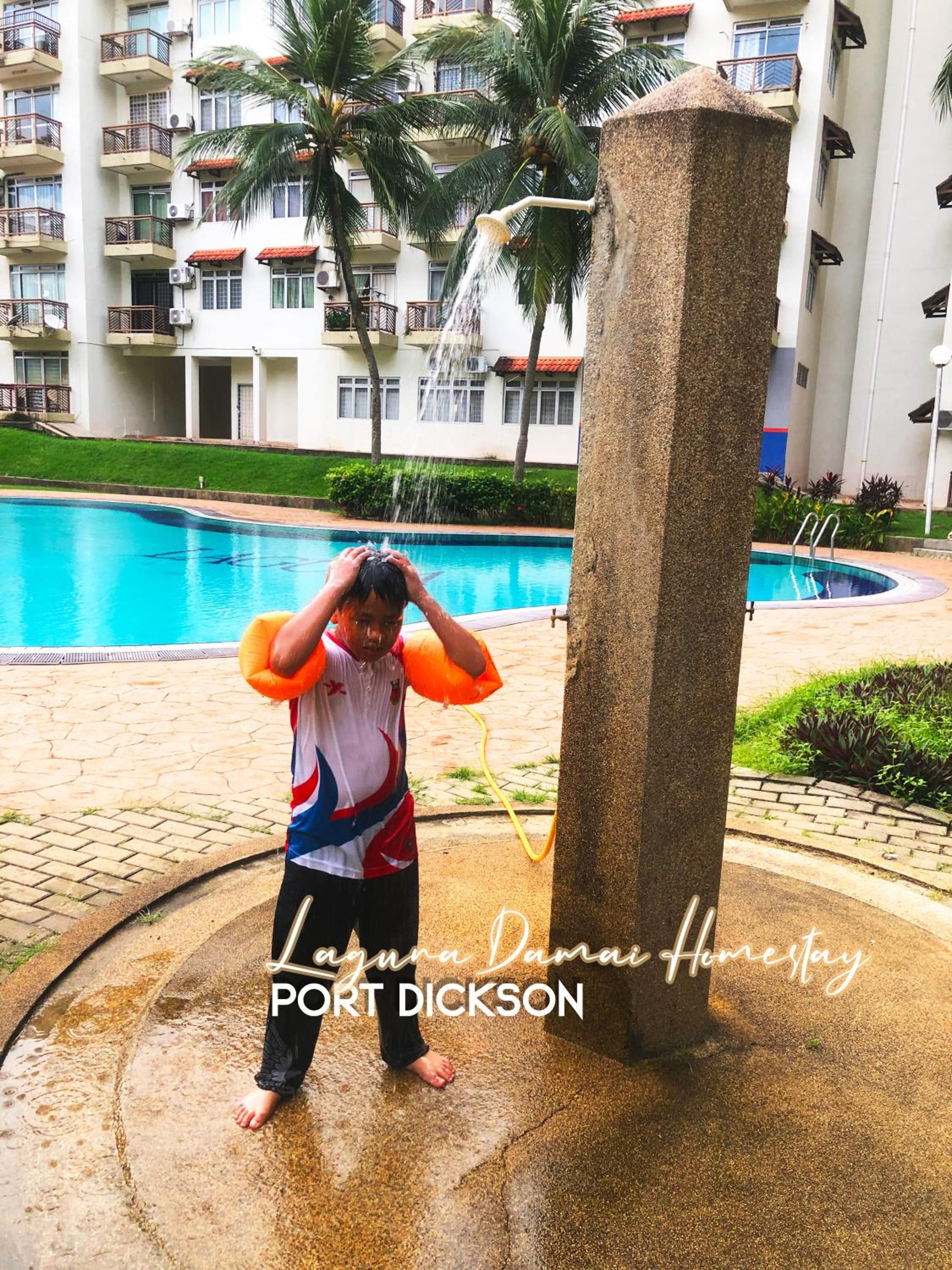 Laguna Damai Homestay PD - 3BR, Near Beach, Pool, Astro, Netflix, WiFi photo 3