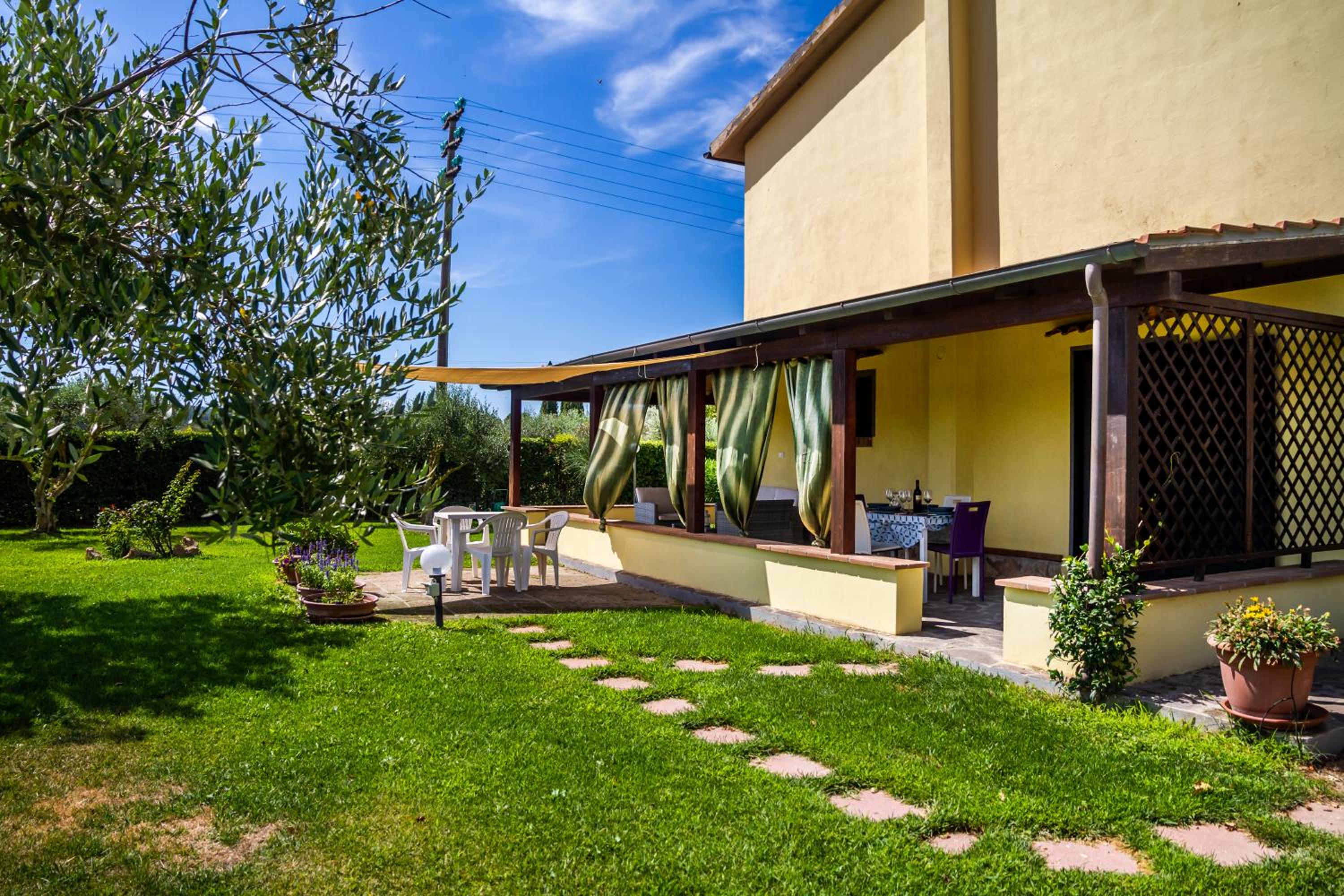 Casale Fattoria Benaris