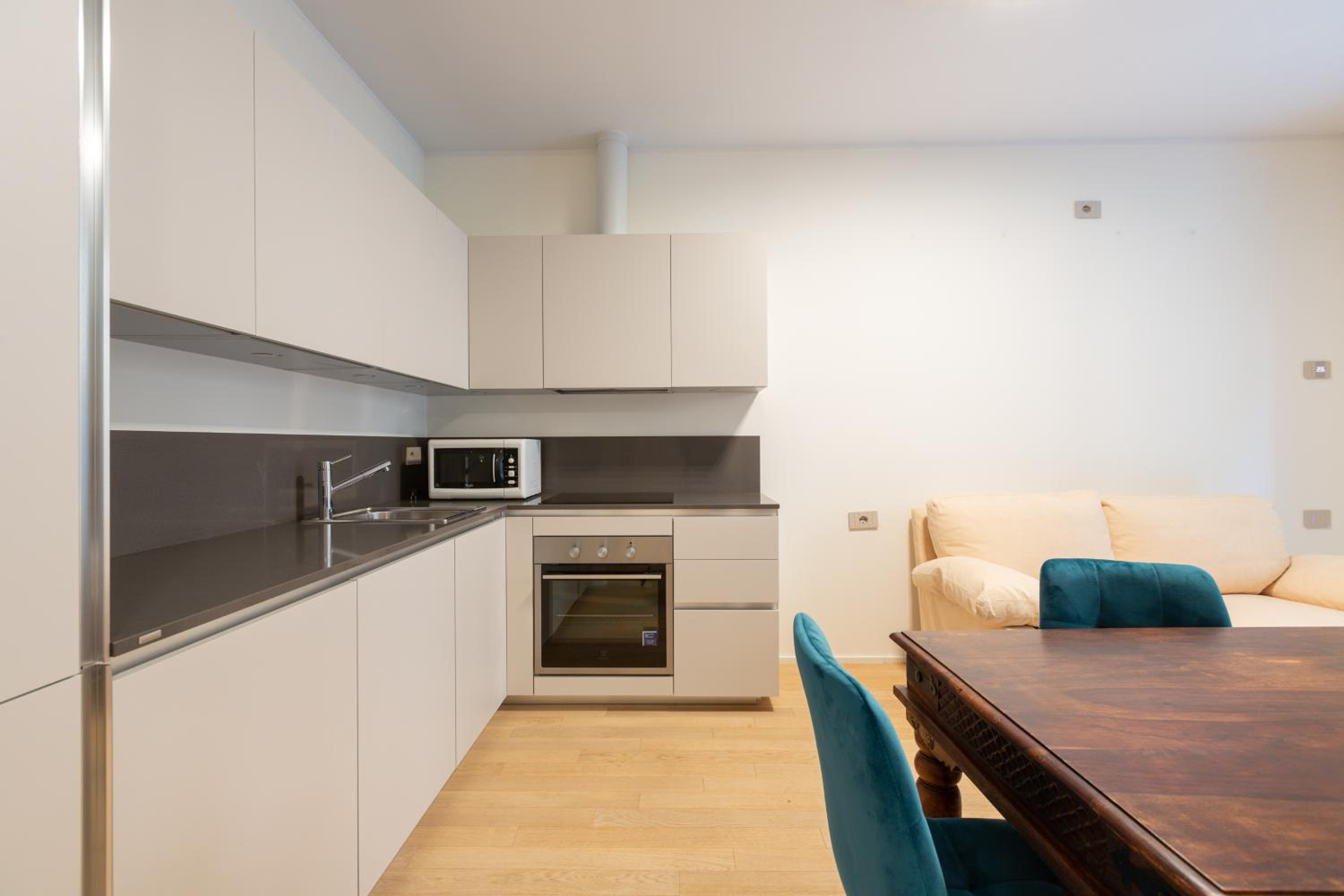 EasyTopStay - Cozy Flat with parking