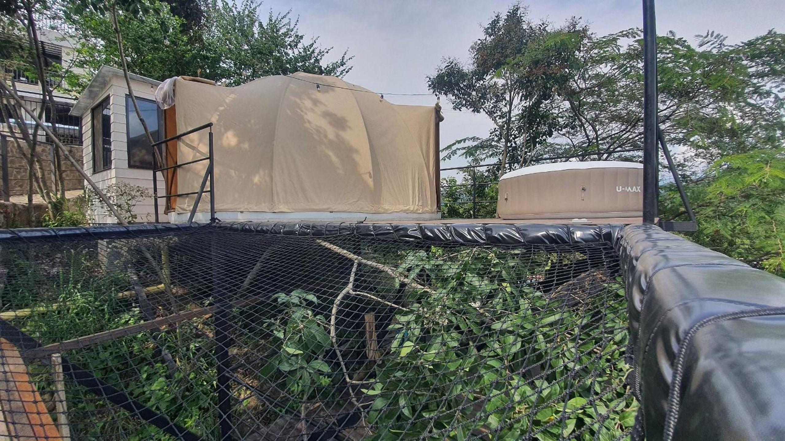 Romantic glamping at Vista Hermosa, enjoy nature in a private and cozy environment.