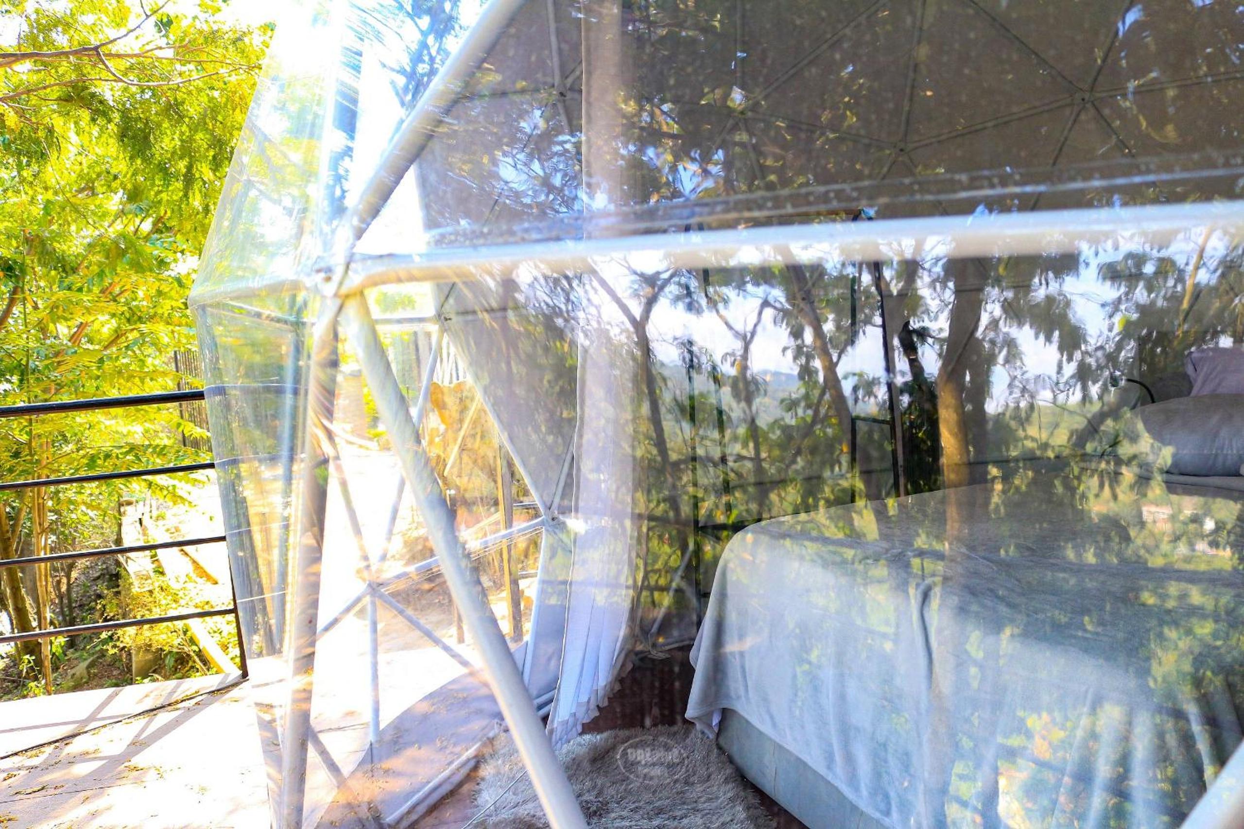 Romantic glamping at Vista Hermosa, enjoy nature in a private and cozy environment.