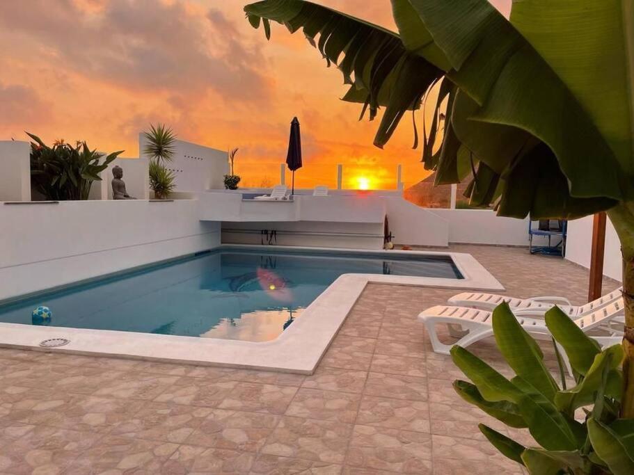Gezellige villa met prachtig zicht en zwembad