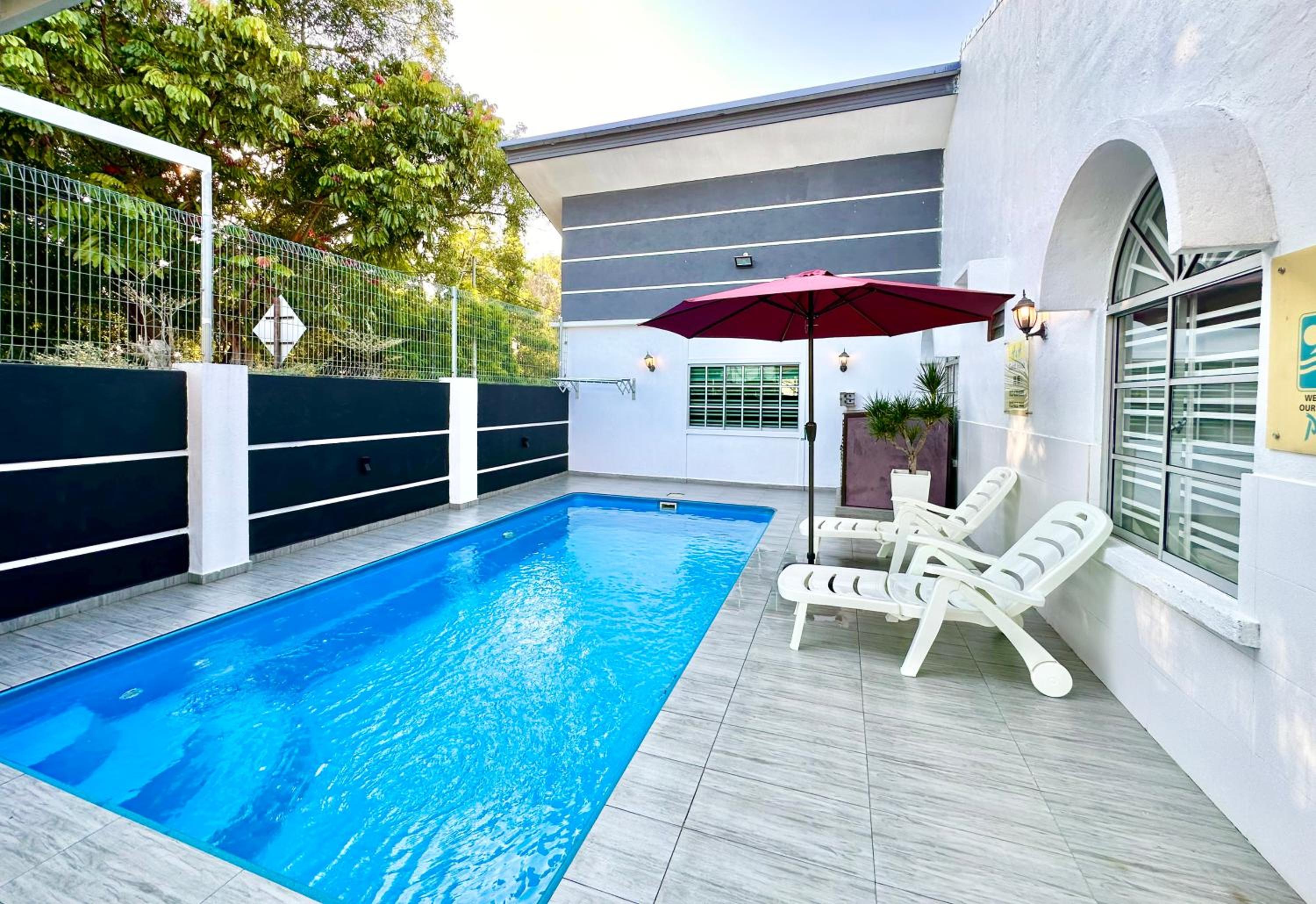 H&H 1 Guest House photo 1